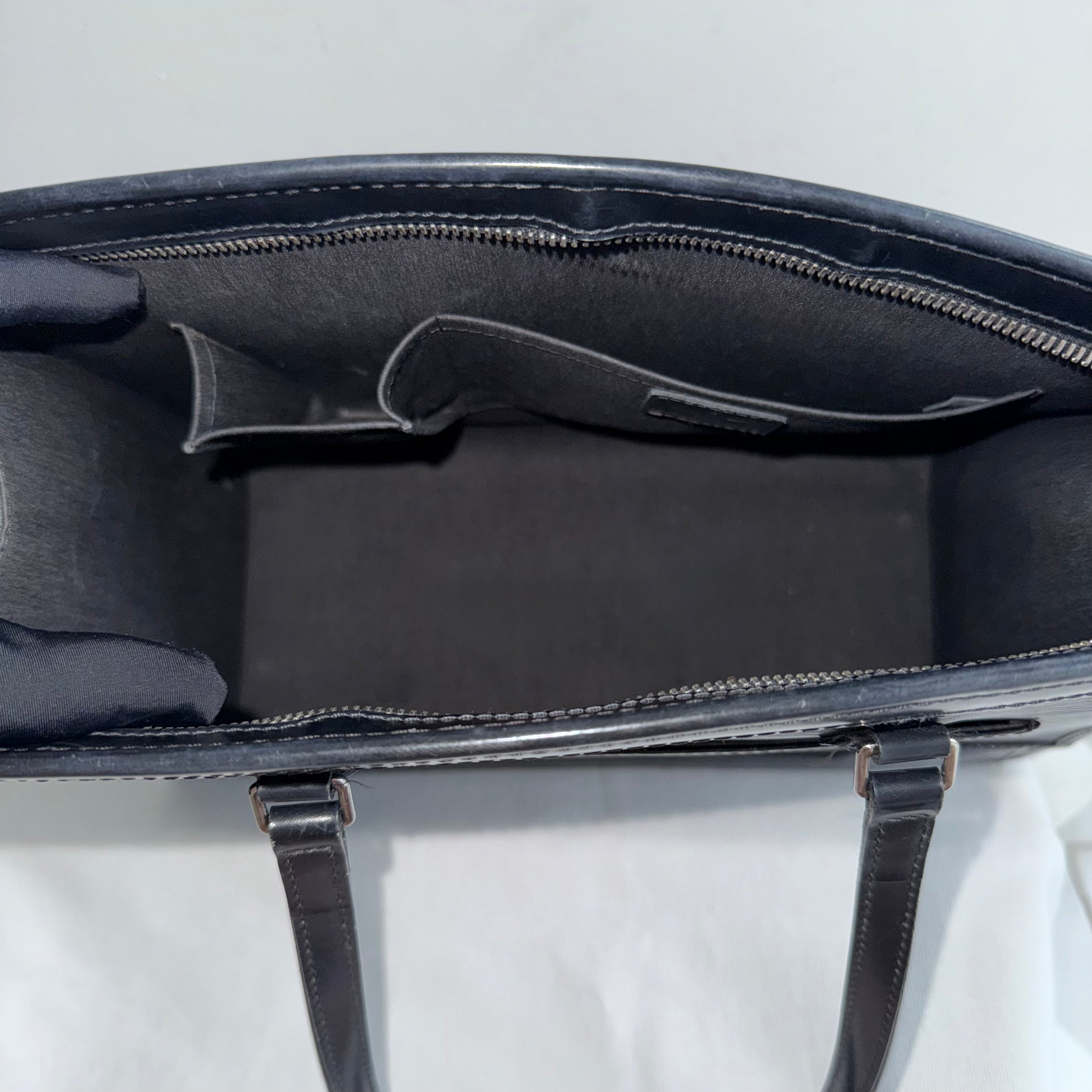 Louis Vuitton Madeleine GM Epi