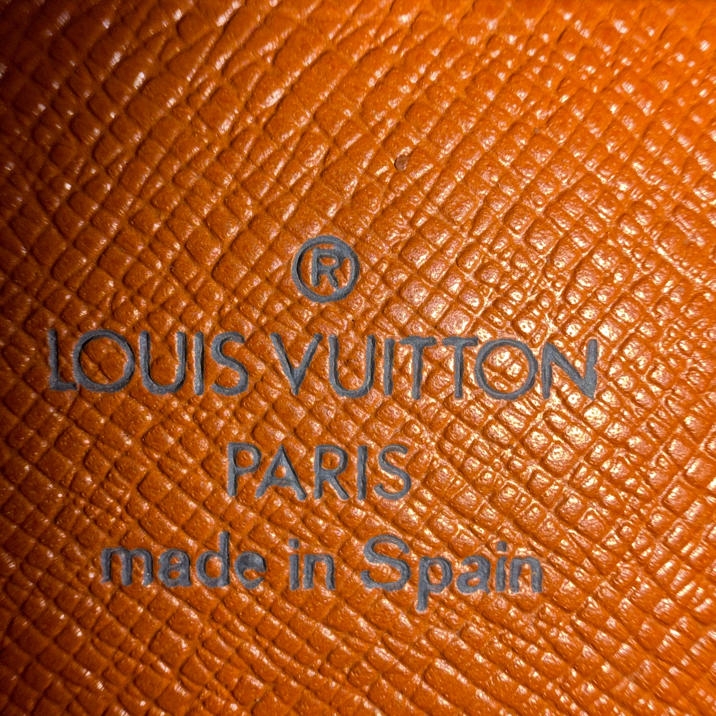 (RESERVED) Louis Vuitton Zippy Organiser Monogram