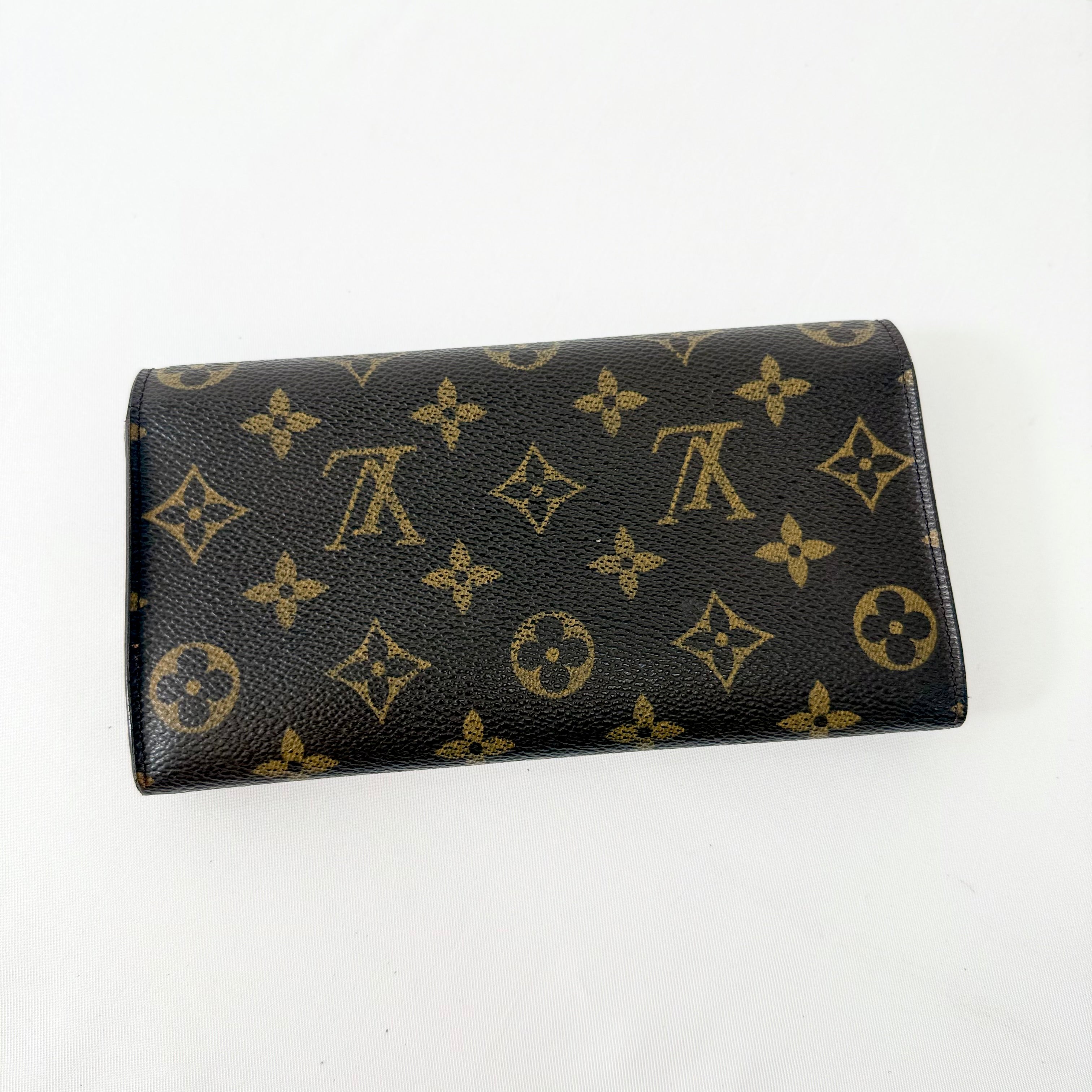 (RESEVRED) Louis Vuitton Sara Monogram Trifold Wallet