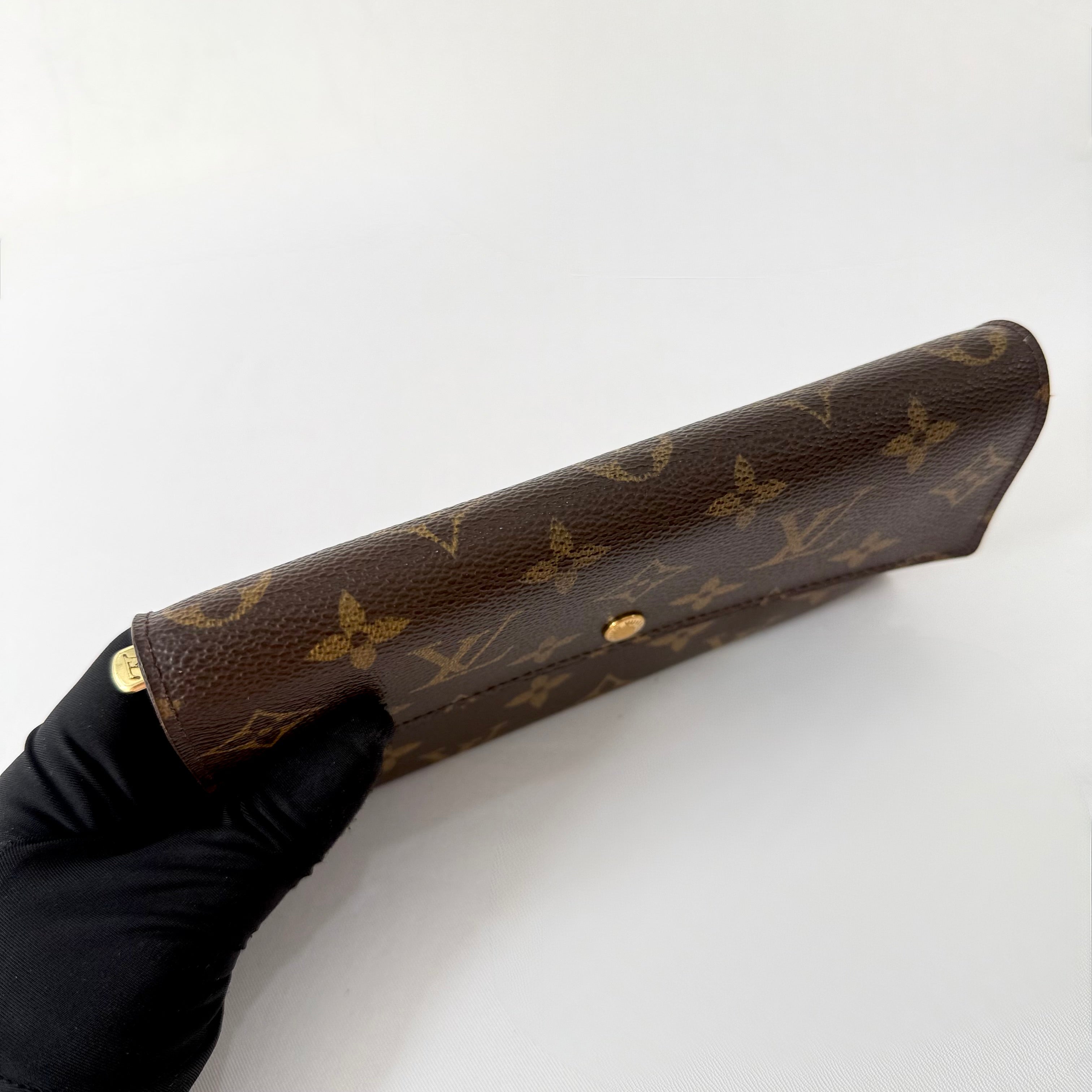 (RESEVRED) Louis Vuitton Sara Monogram Trifold Wallet