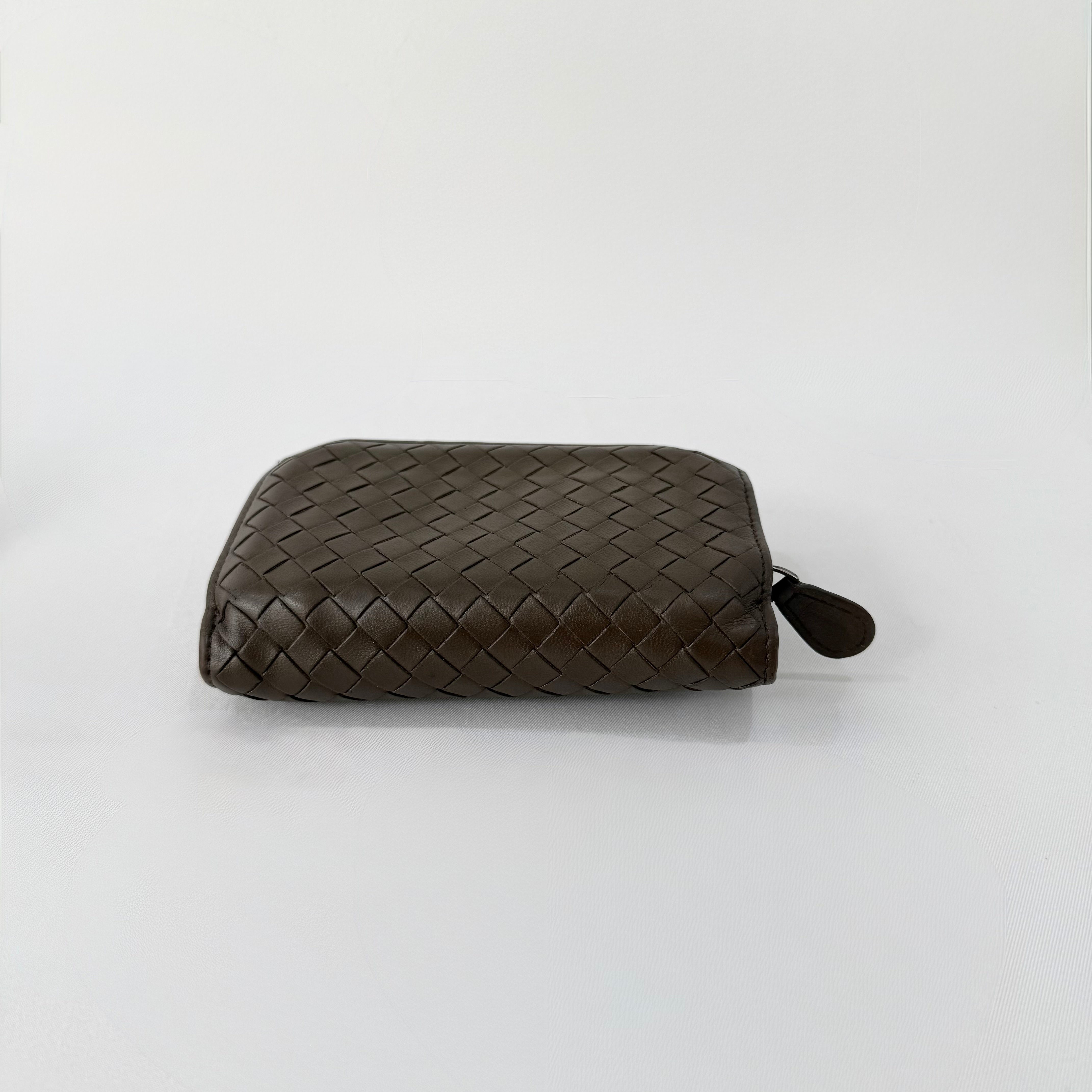 Bottega Veneta Intrecciato Leather Brown Bi-Fold Wallet