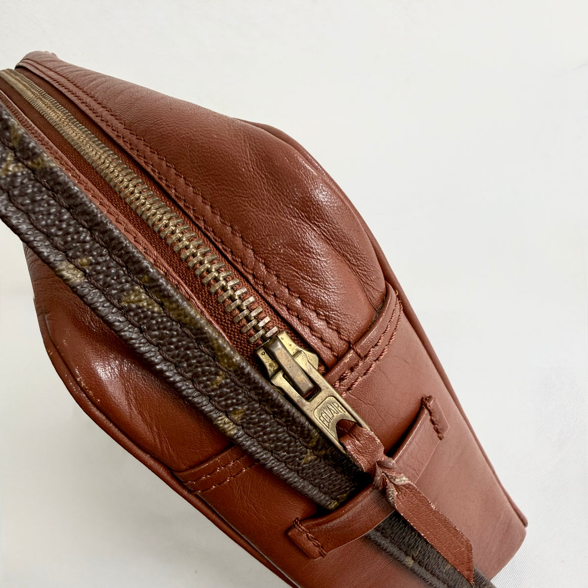 Louis Vuitton Monogram Sac Bandoulière 30