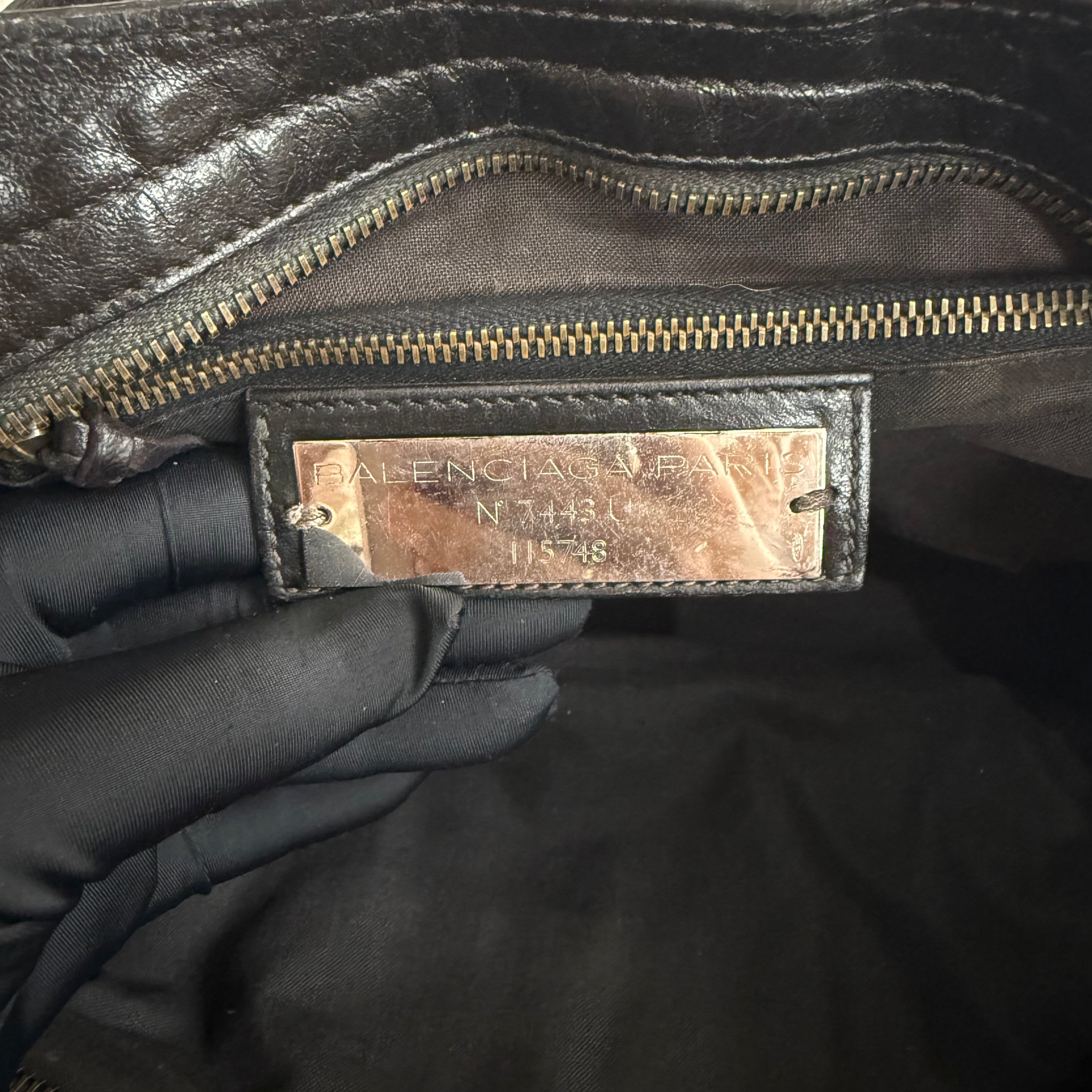 Balenciaga Le City Bag Medium in Black