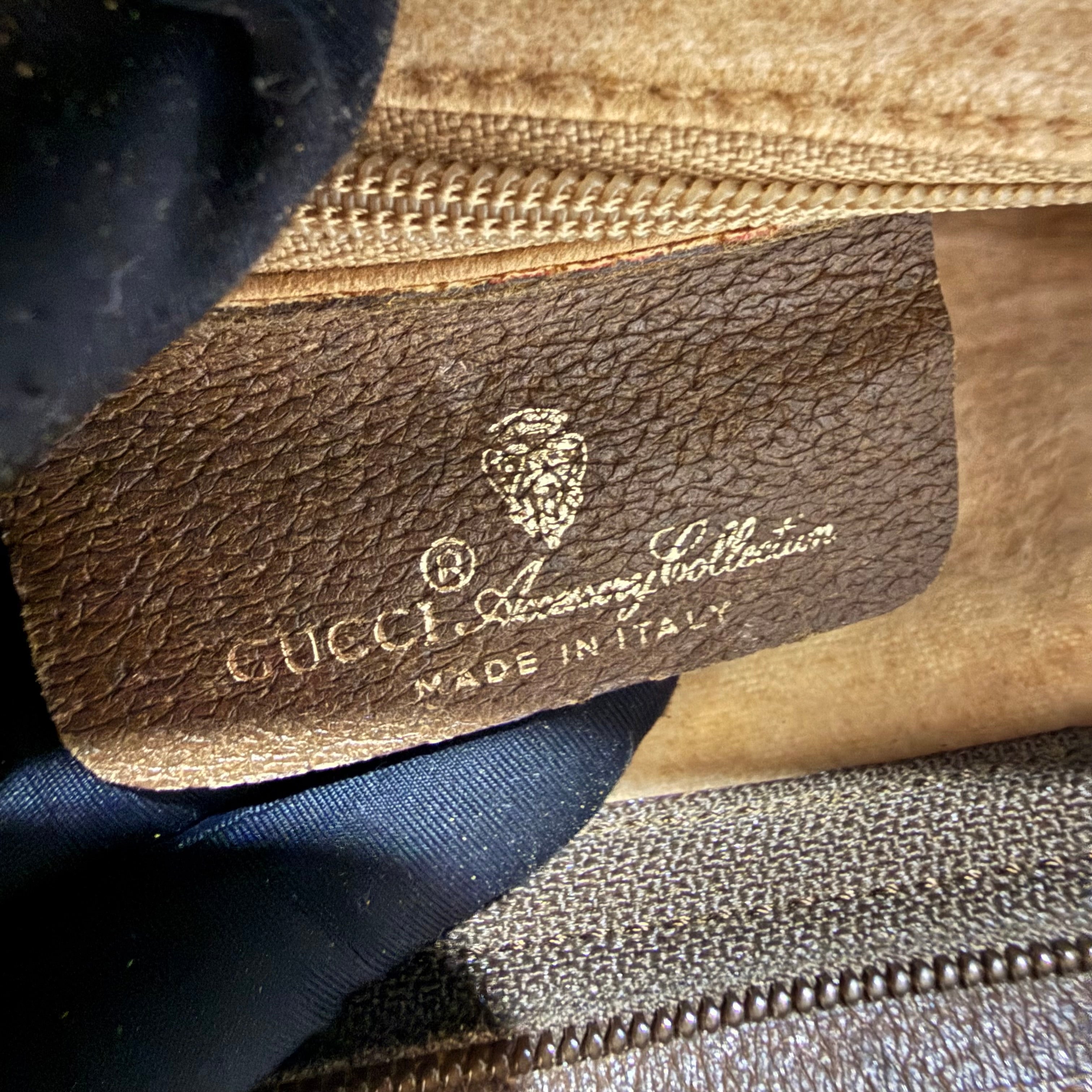 GUCCI GG Supreme Pochette Bag