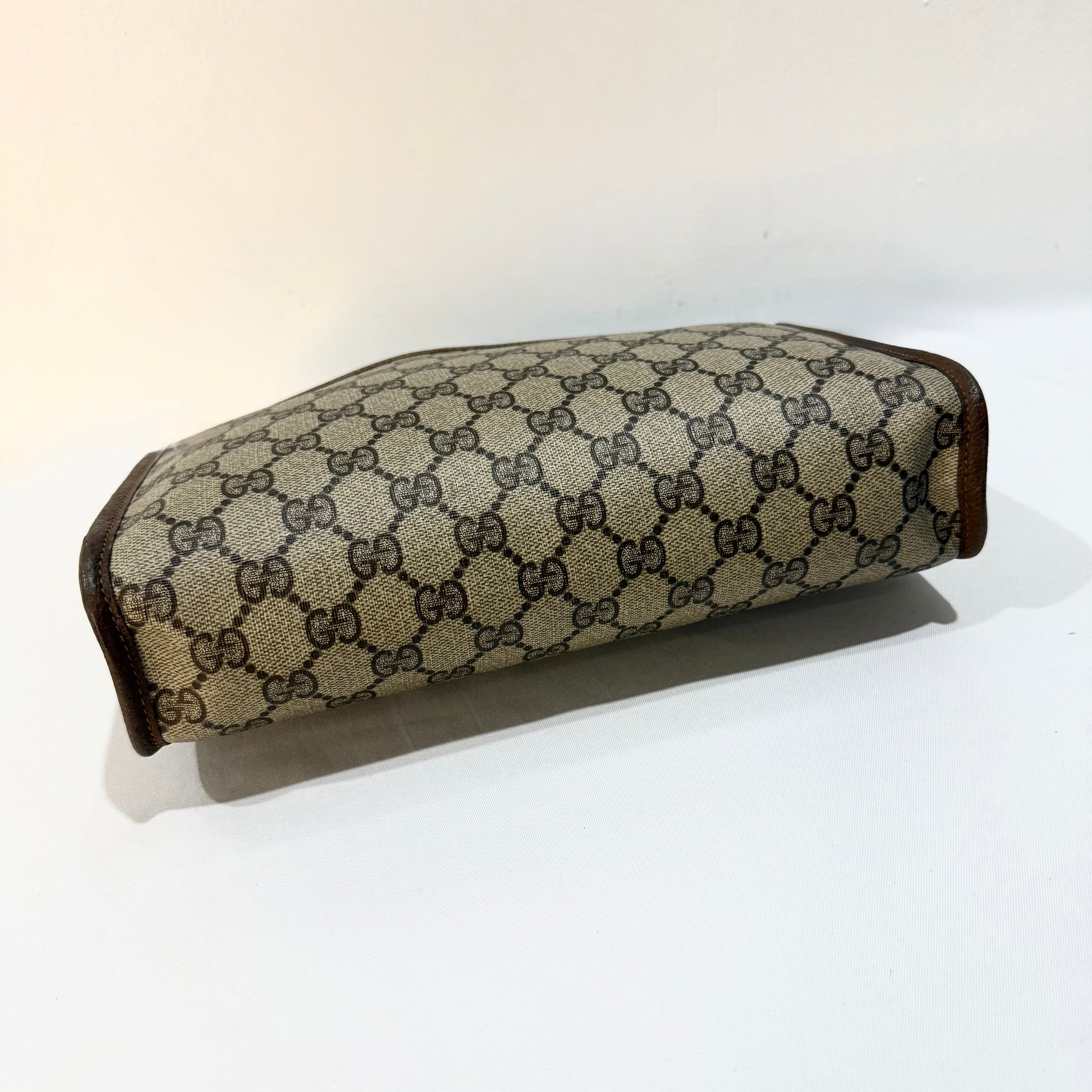 GUCCI GG Supreme Pochette Bag