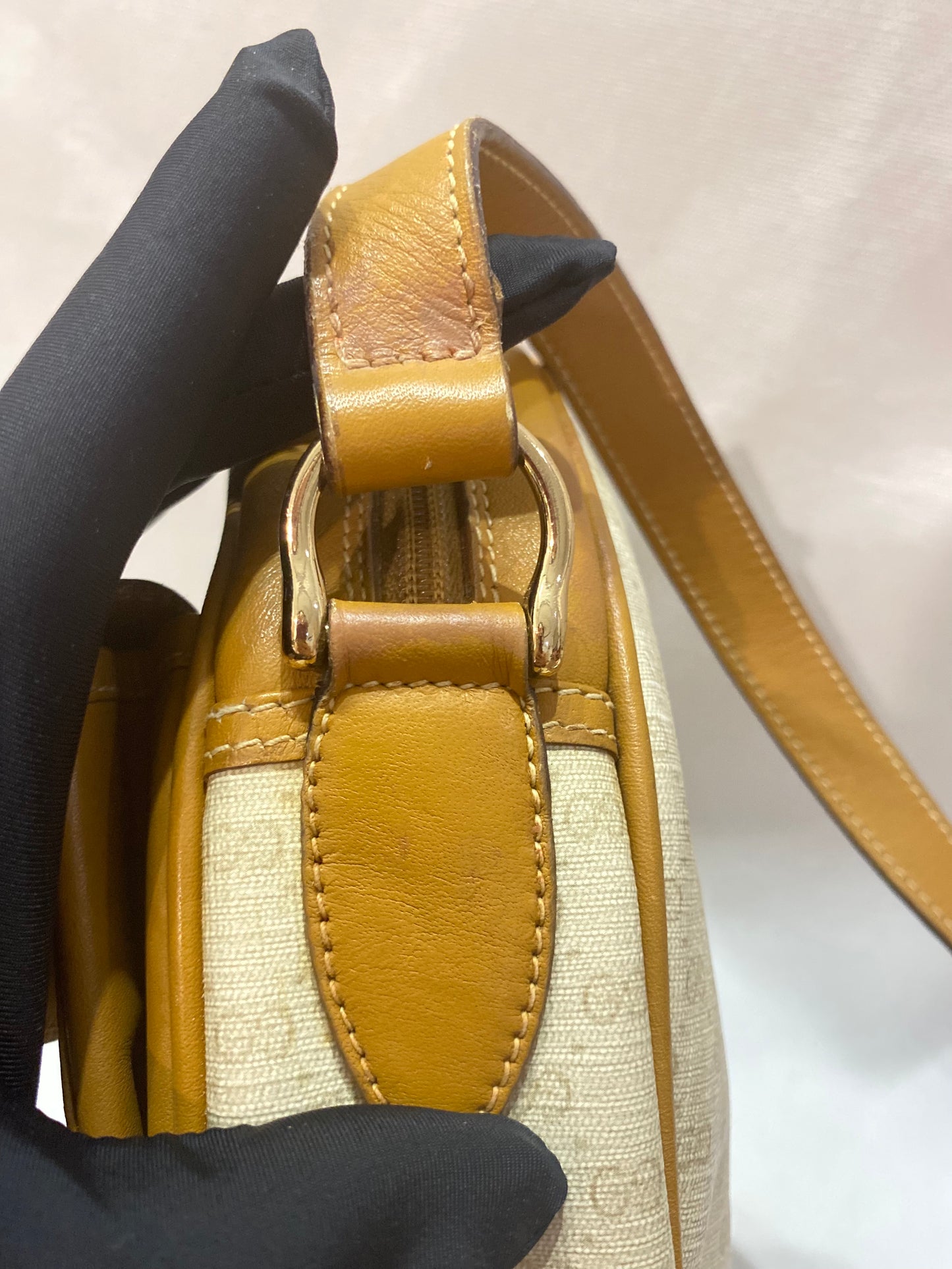 Gucci Vintage GG Canvas Crossbody Shoulder Bag