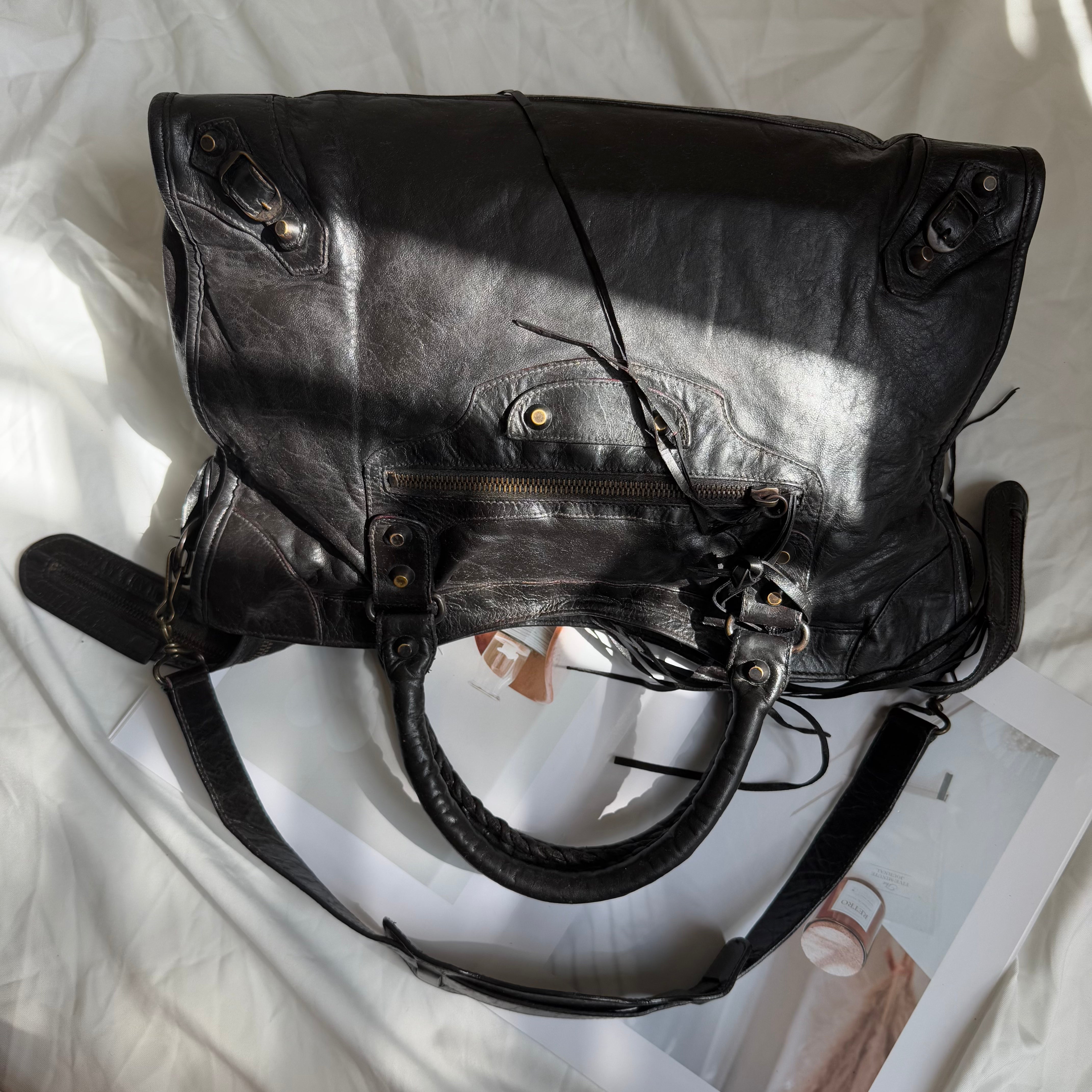 Balenciaga Le City Bag Medium in Black