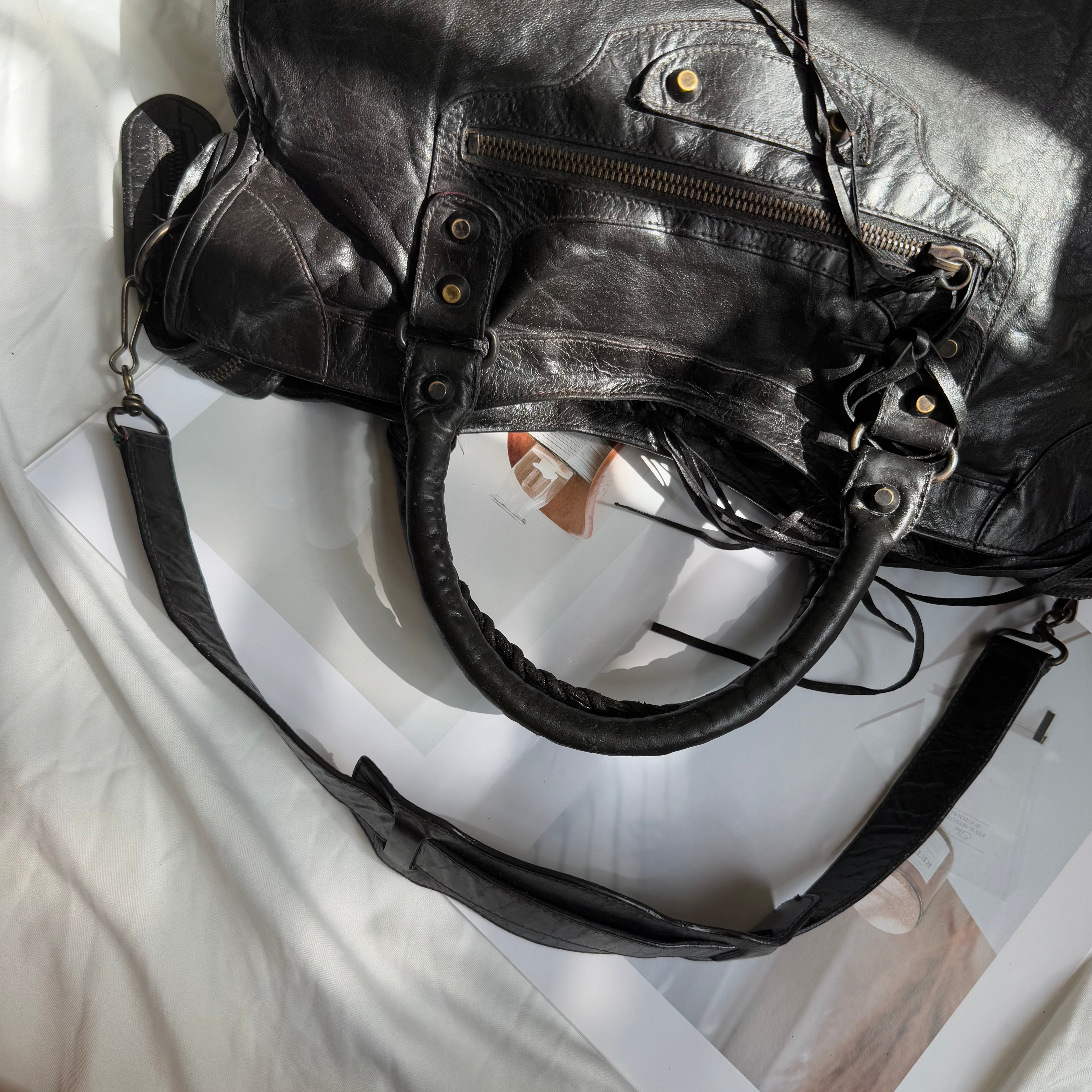 Balenciaga Le City Bag Medium in Black