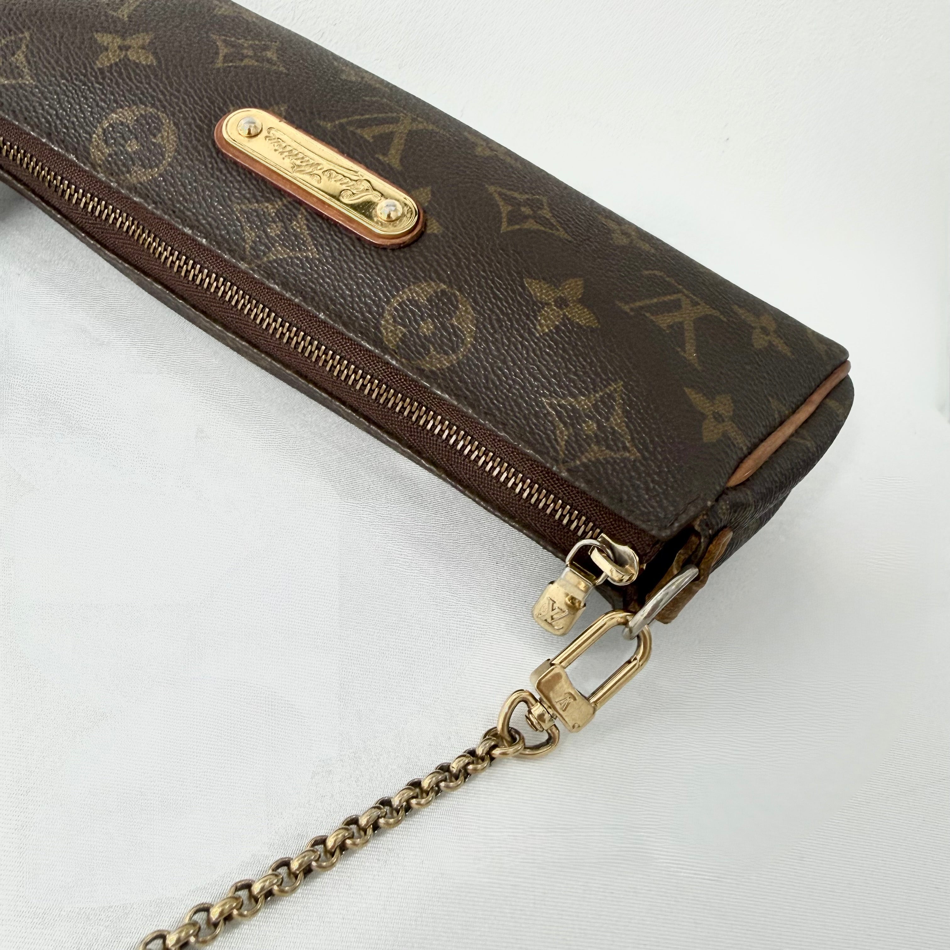 Louis Vuitton Eva Pochette Monogram