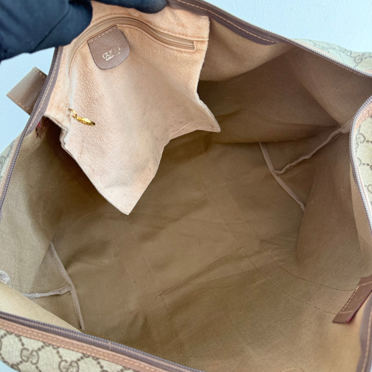 Gucci Large Tote in GG Supreme Canvas