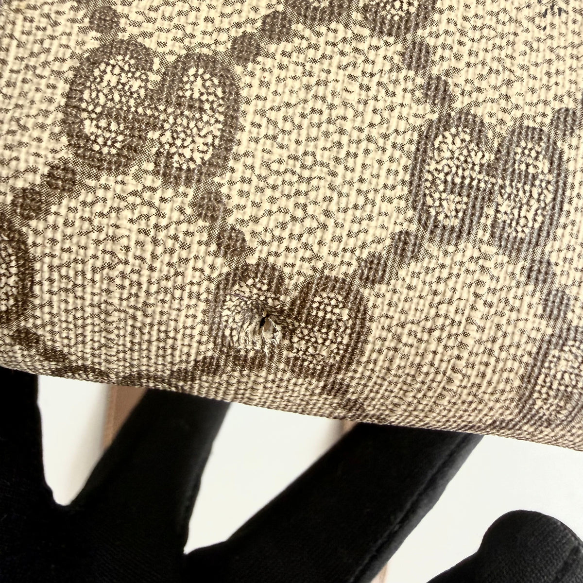 Gucci Large Tote in GG Supreme Canvas