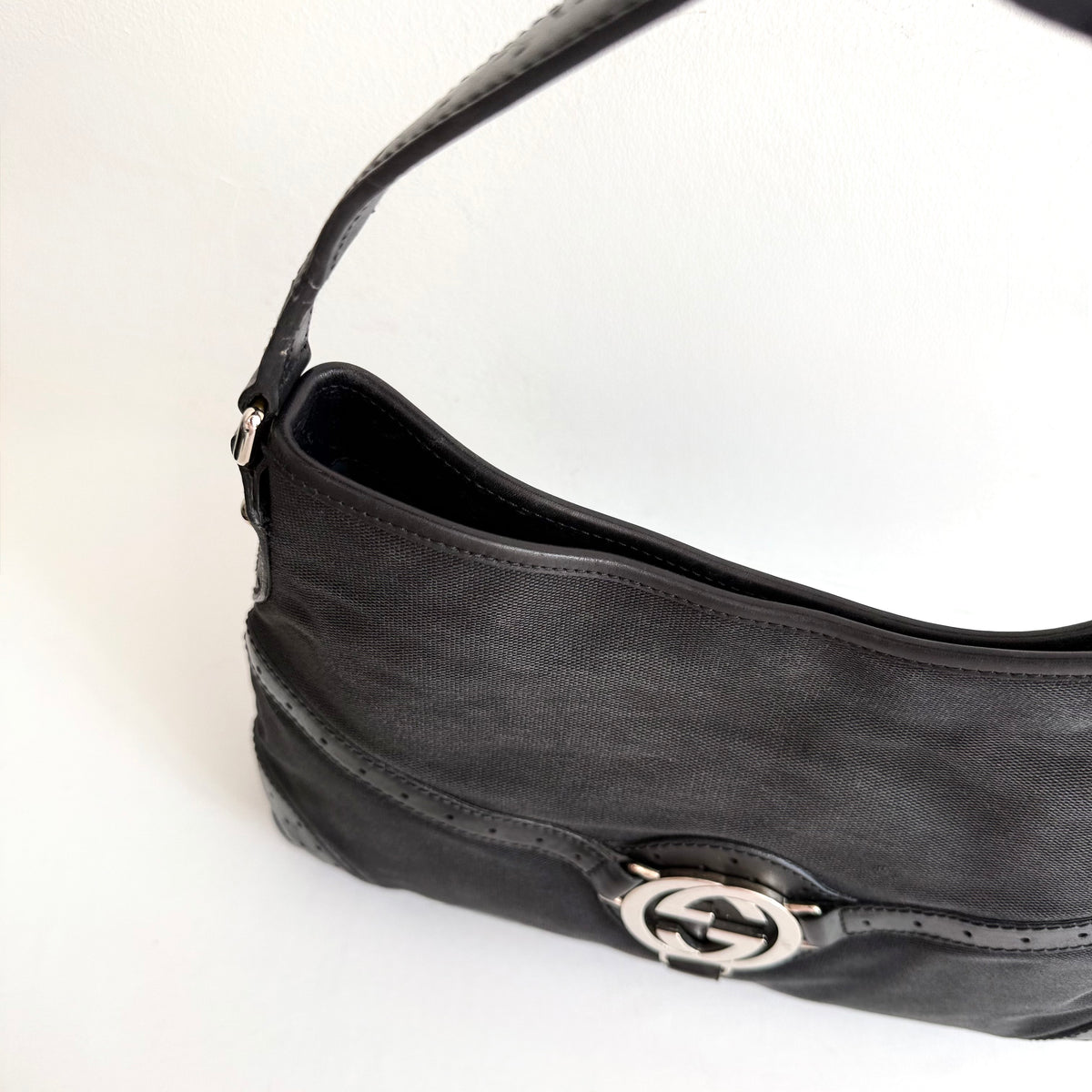 GUCCI BLACK CANVAS REINS SHOULDER BAG
