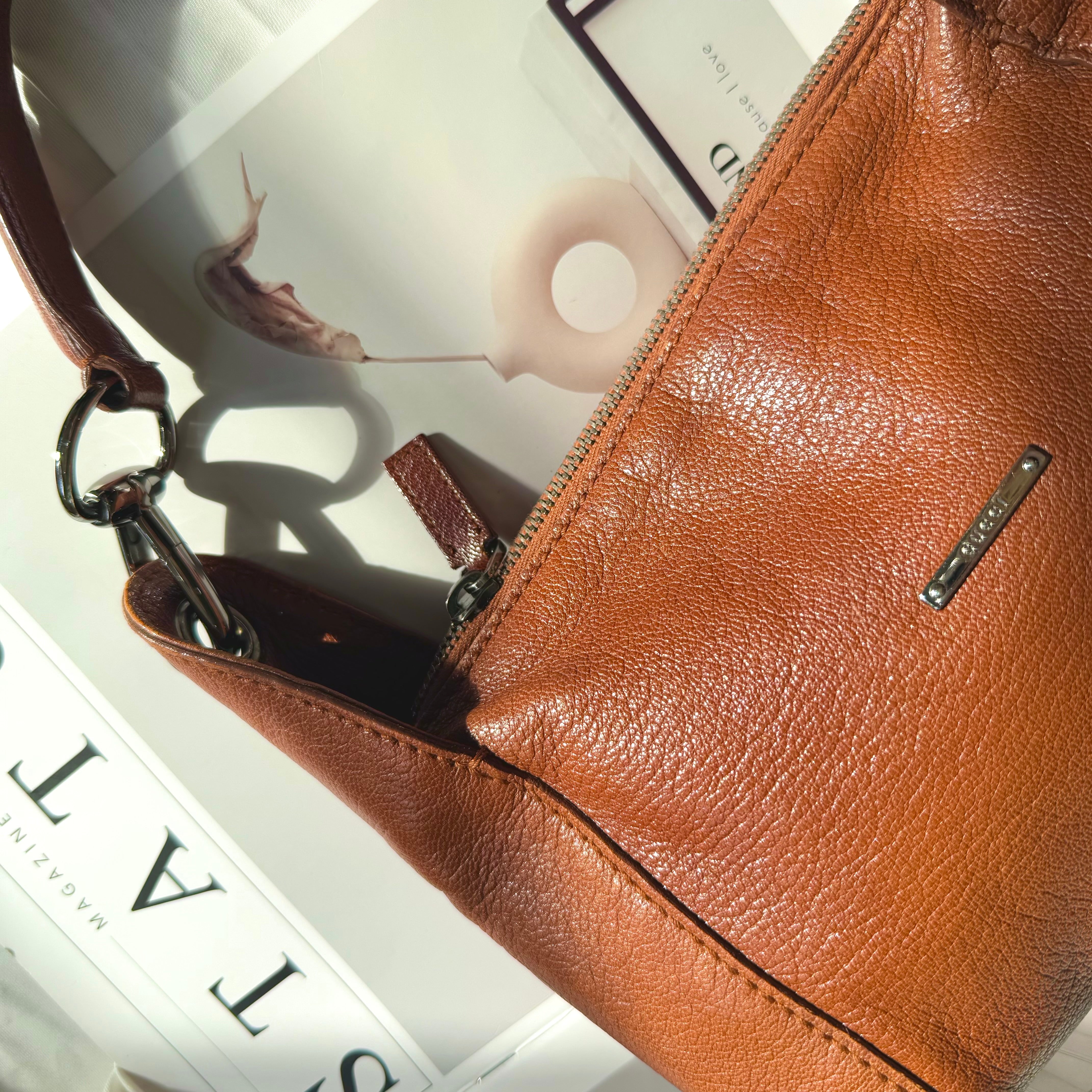 Gucci Vintage Brown Leather Shoulder Bag