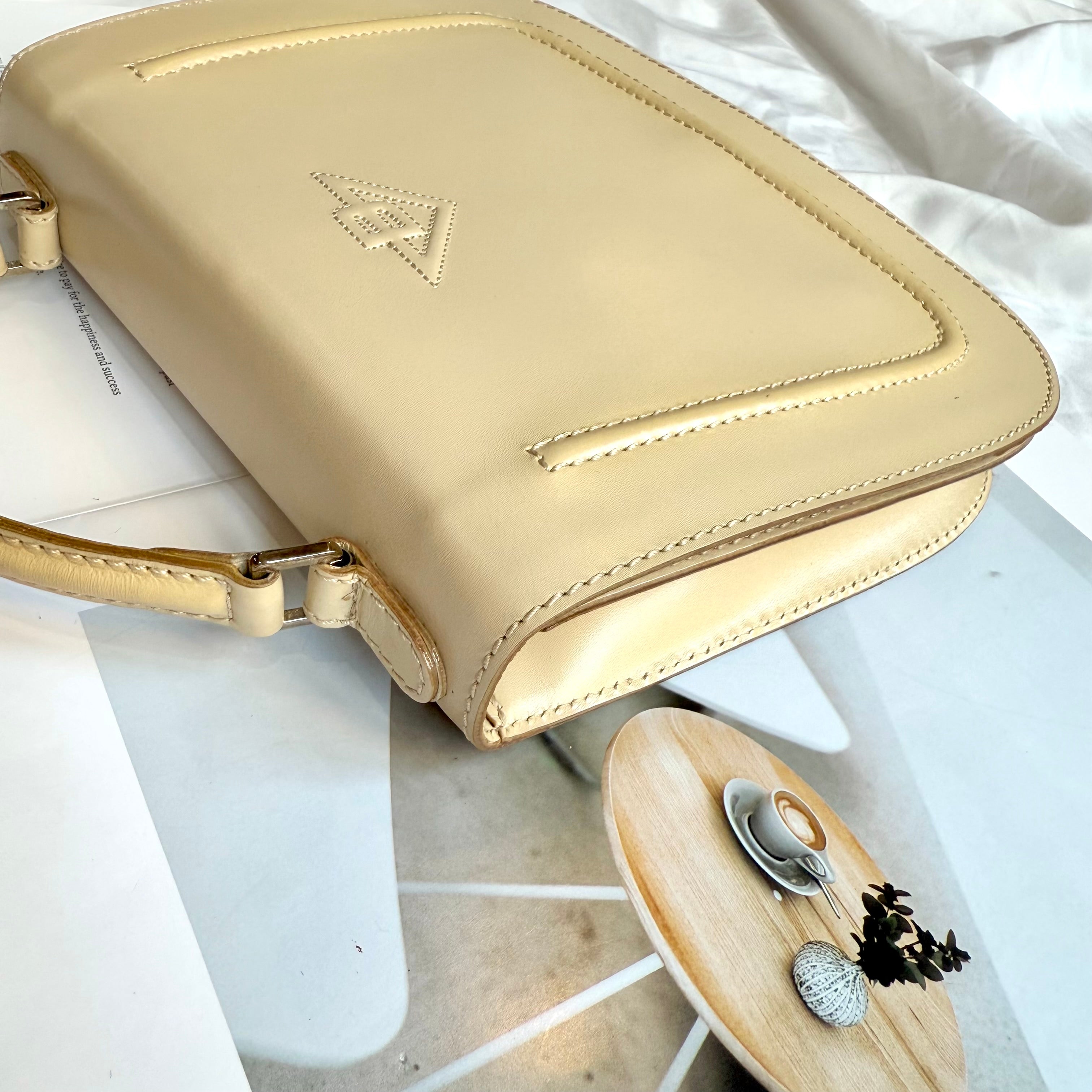 (Reserved) BOTTEGA VENETA White Leather Crossbody Bag