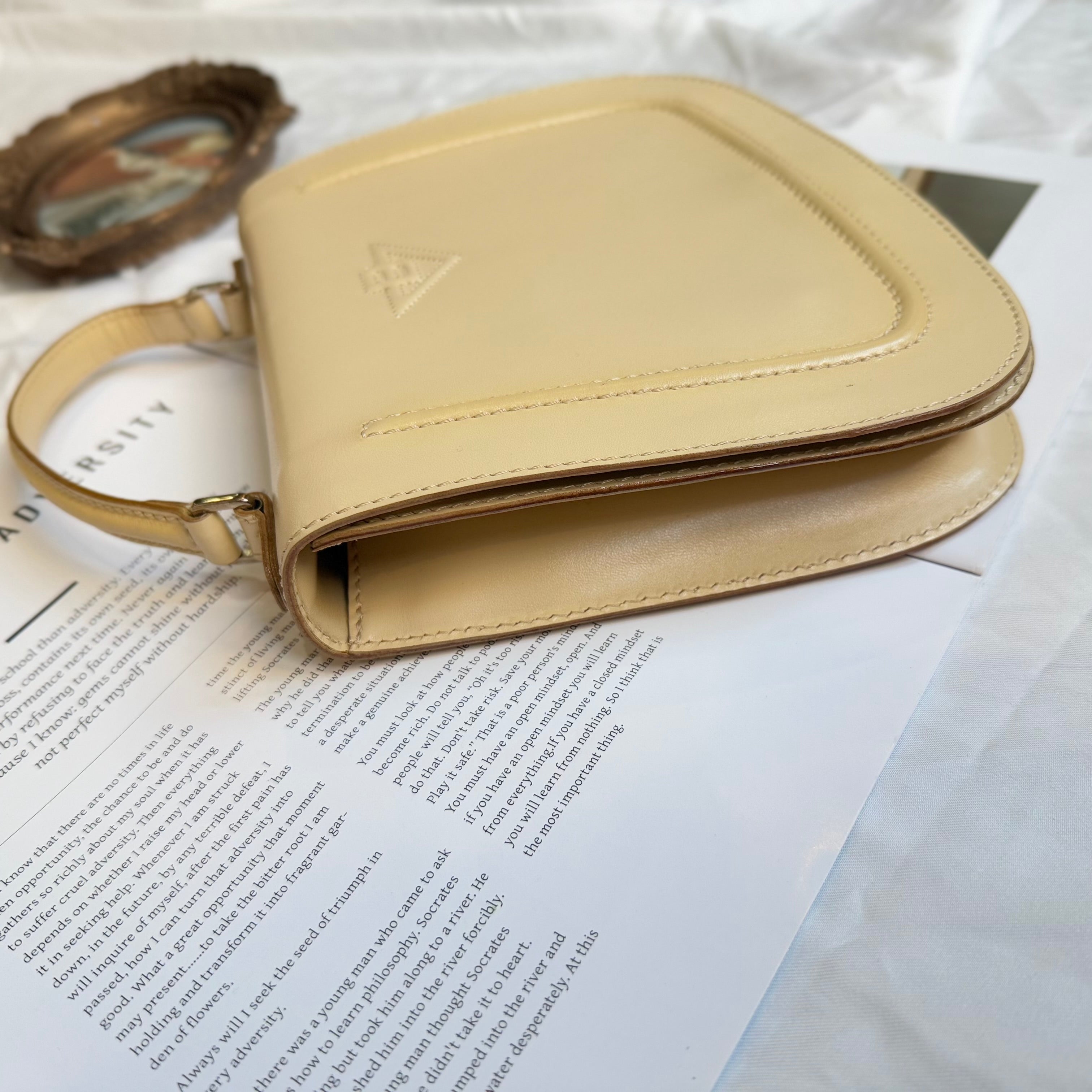 (Reserved) BOTTEGA VENETA White Leather Crossbody Bag