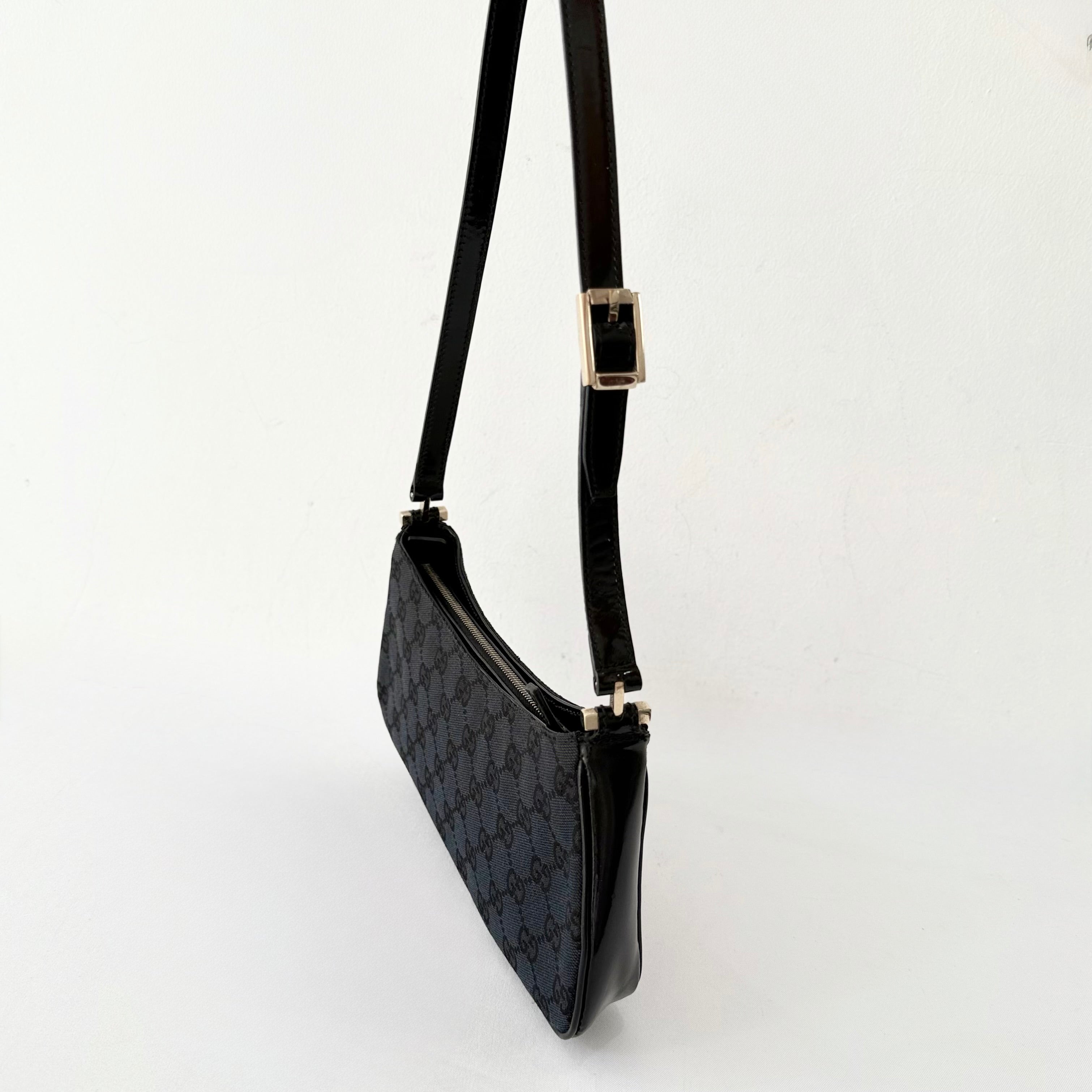 Gucci GG Canvas Pochette shoulder bag