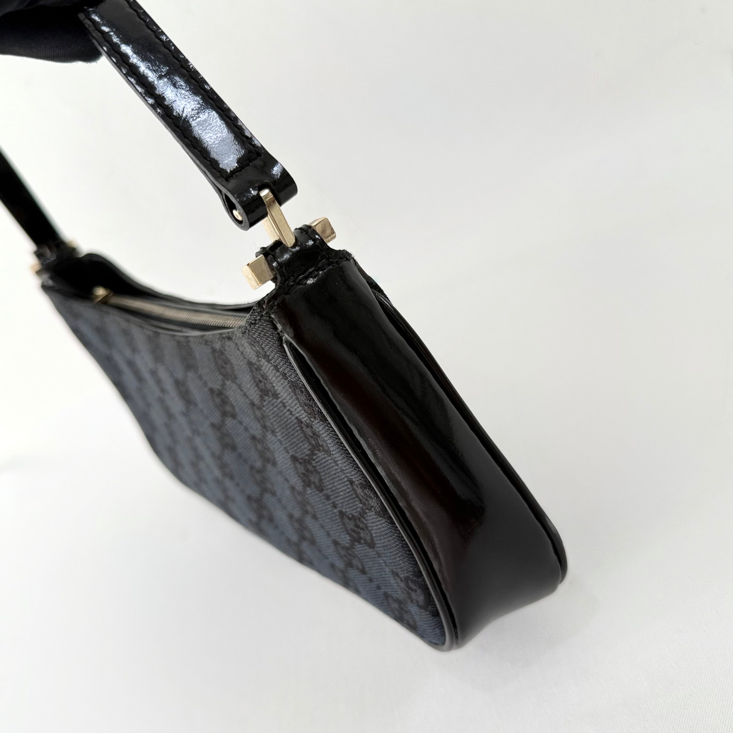 Gucci GG Canvas Pochette shoulder bag