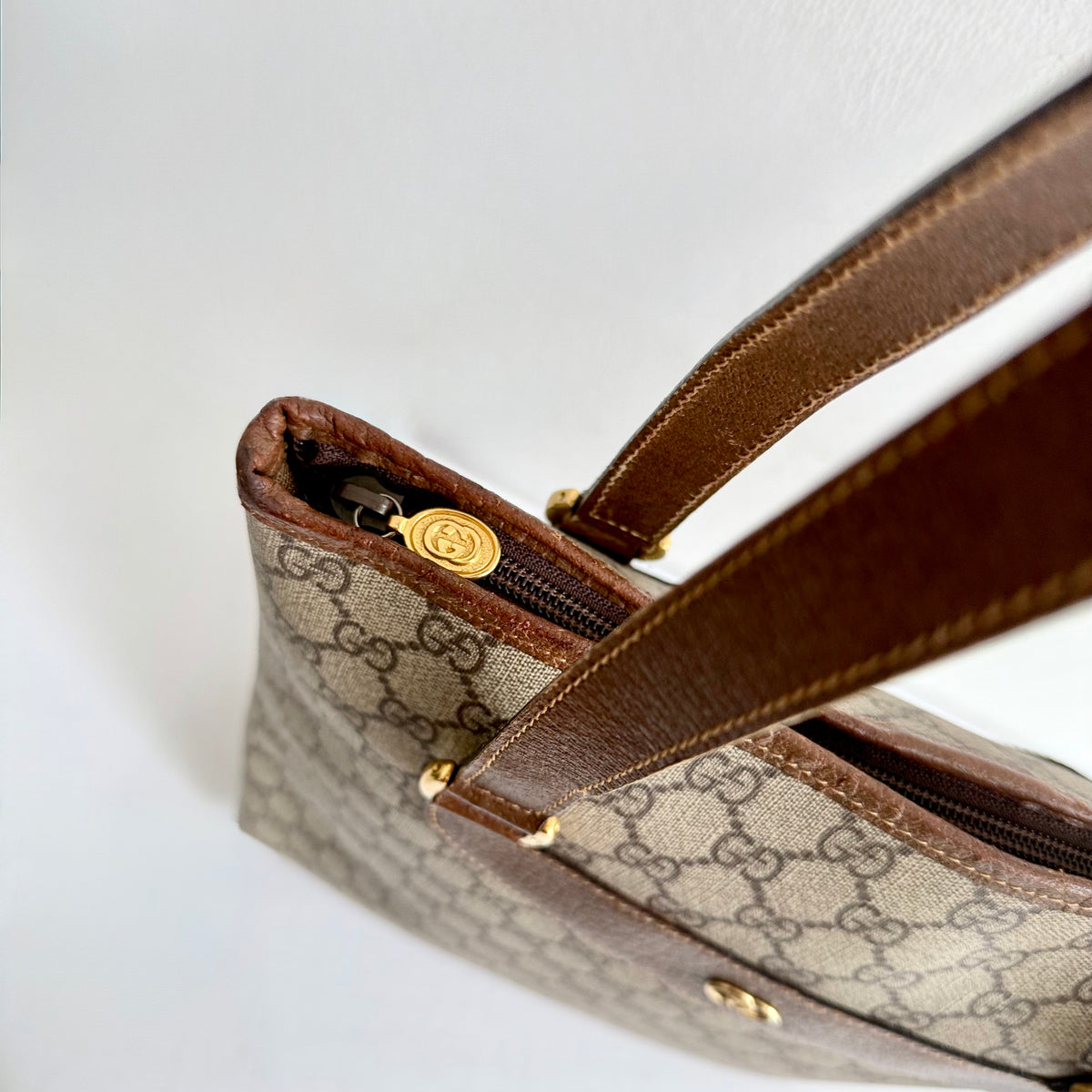 Gucci GG Supreme Vintage Tote