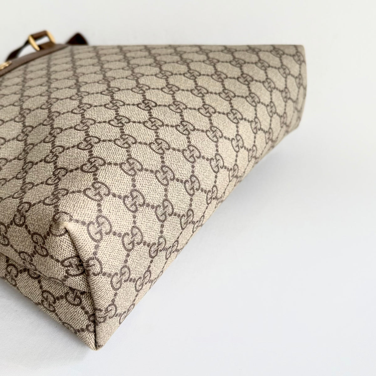 Gucci GG Supreme Vintage Tote