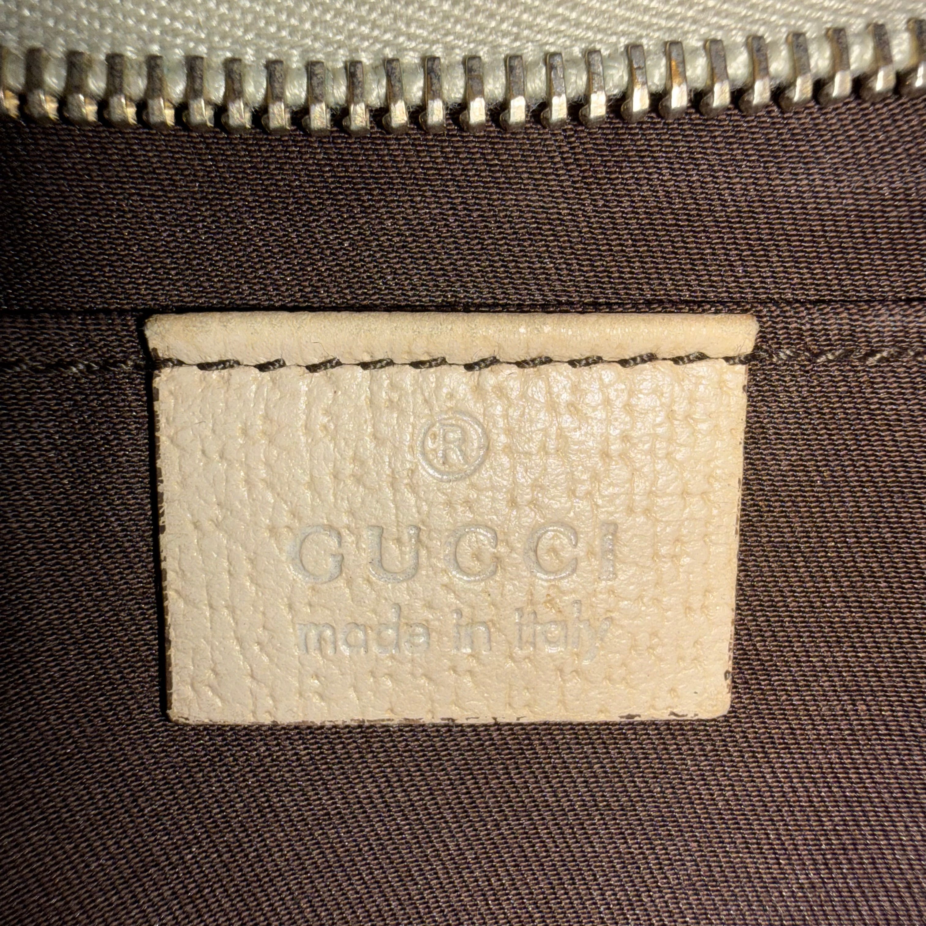 Gucci Beige GG Canvas Abbey D-Ring Pochette