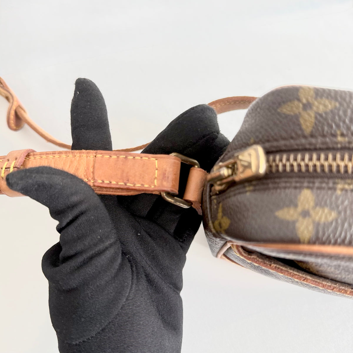 Louis Vuitton Trocadero 23 Monogram
