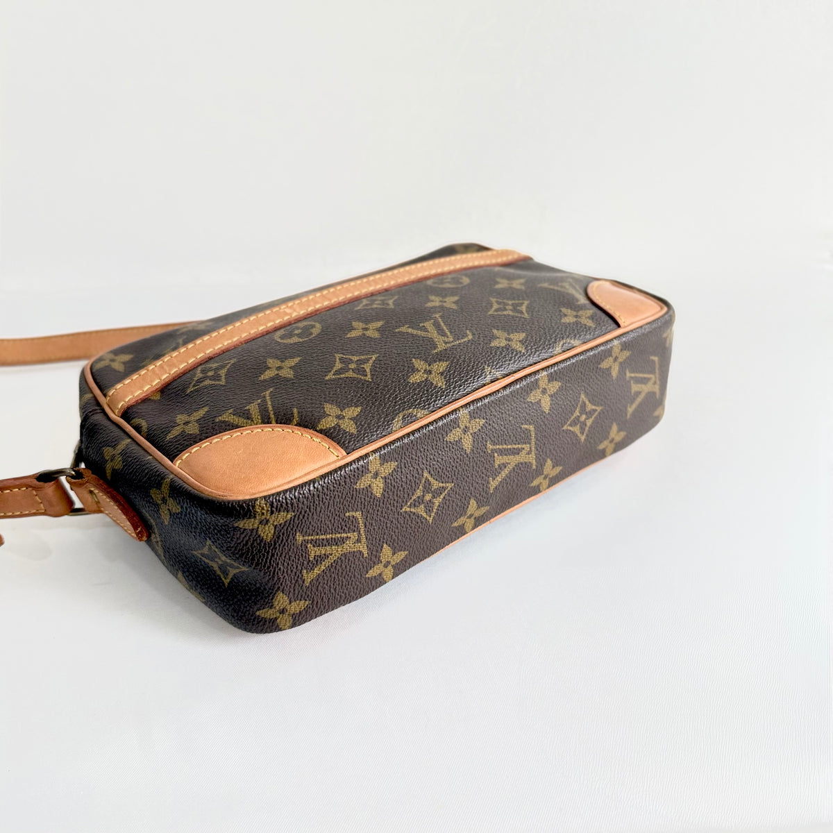 Louis Vuitton Trocadero 23 Monogram