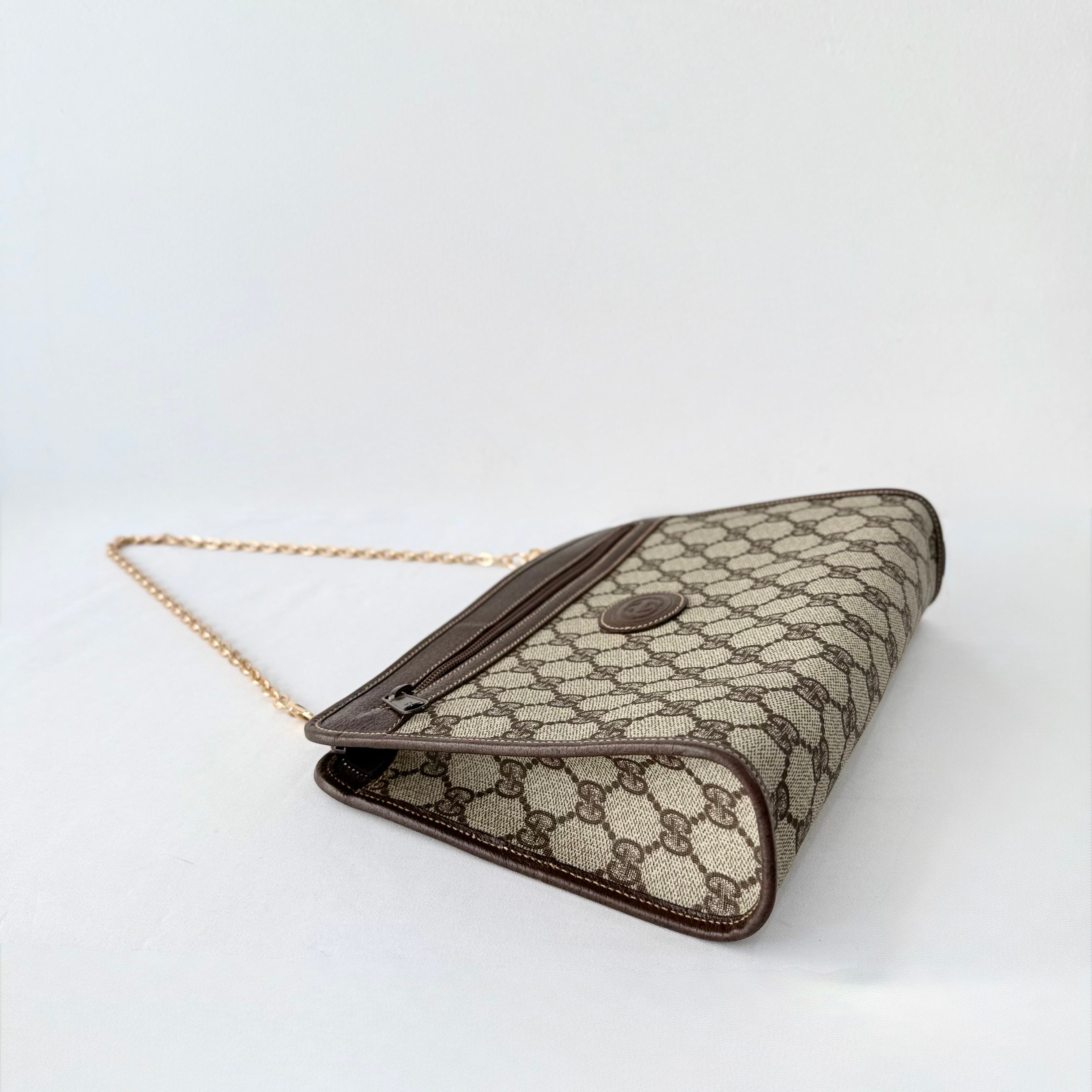 GUCCI GG Supreme Pochette Bag
