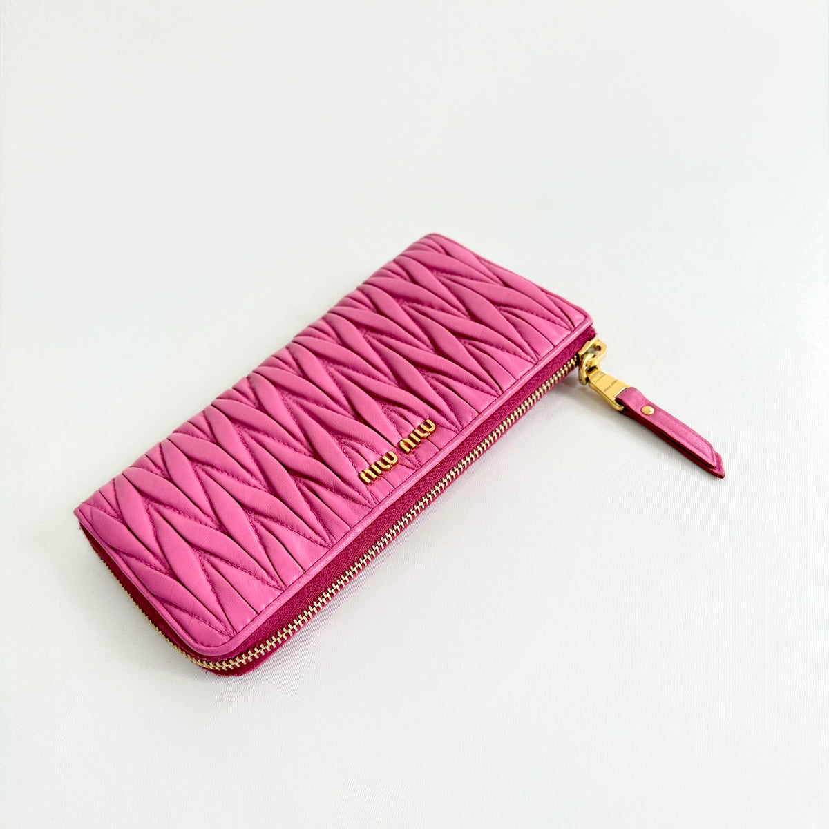 Miu Miu Pink Matelasse Leather Wallet Round Zipper