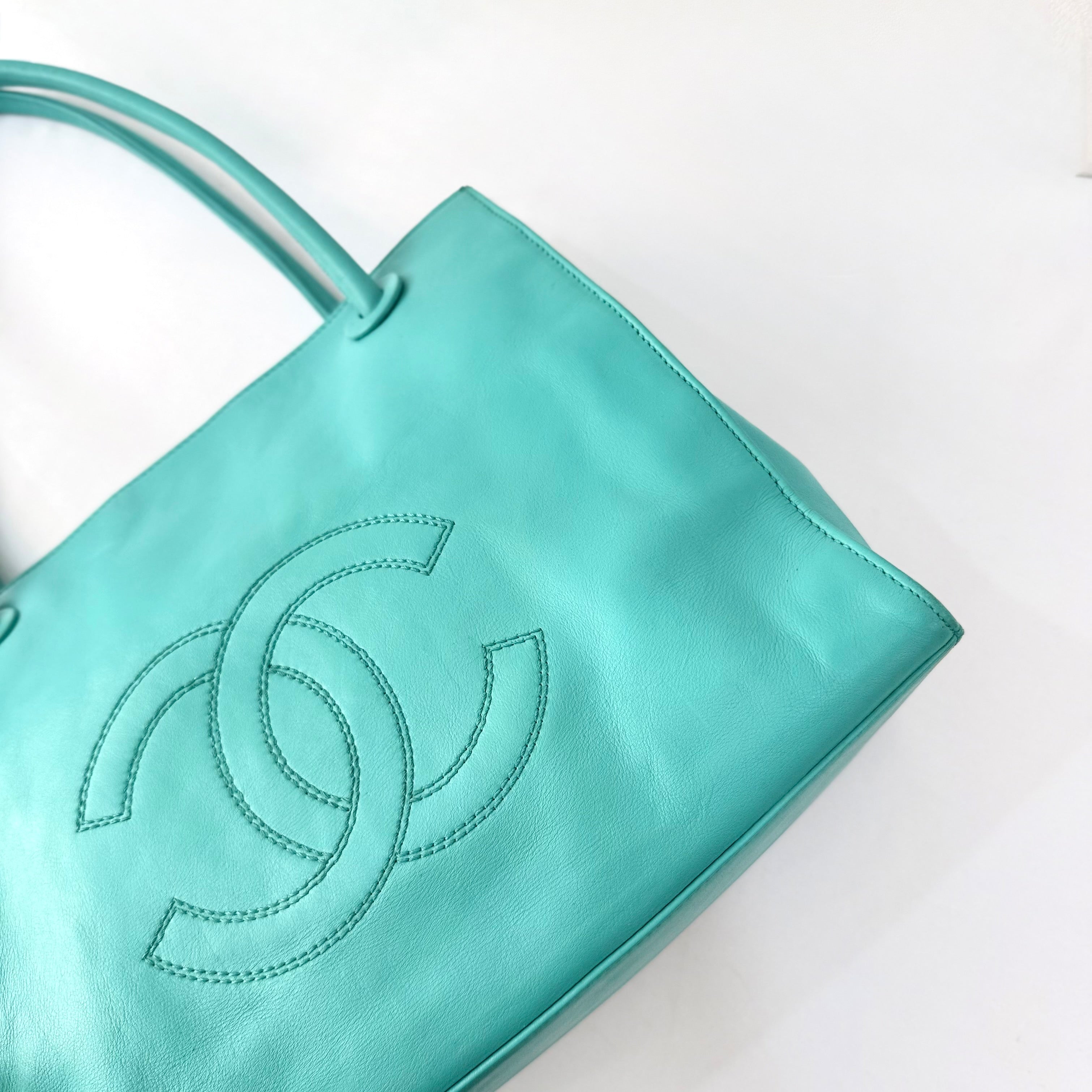 CHANEL COCO Logo Lamb Skin Turquoise Shoulder Bag