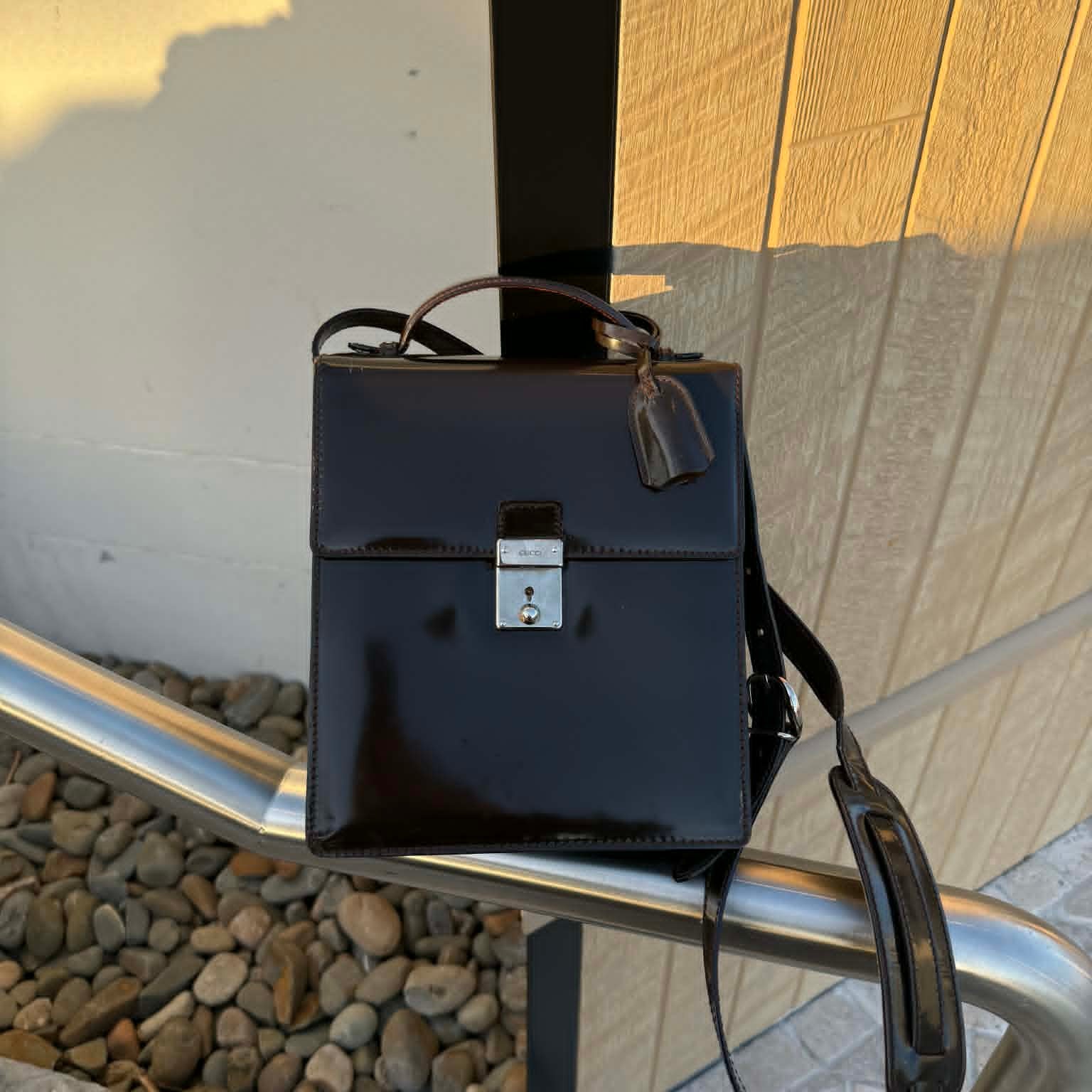 (RESERVE) Gucci Dark Brown Patent Leather Vintage Crossbody
