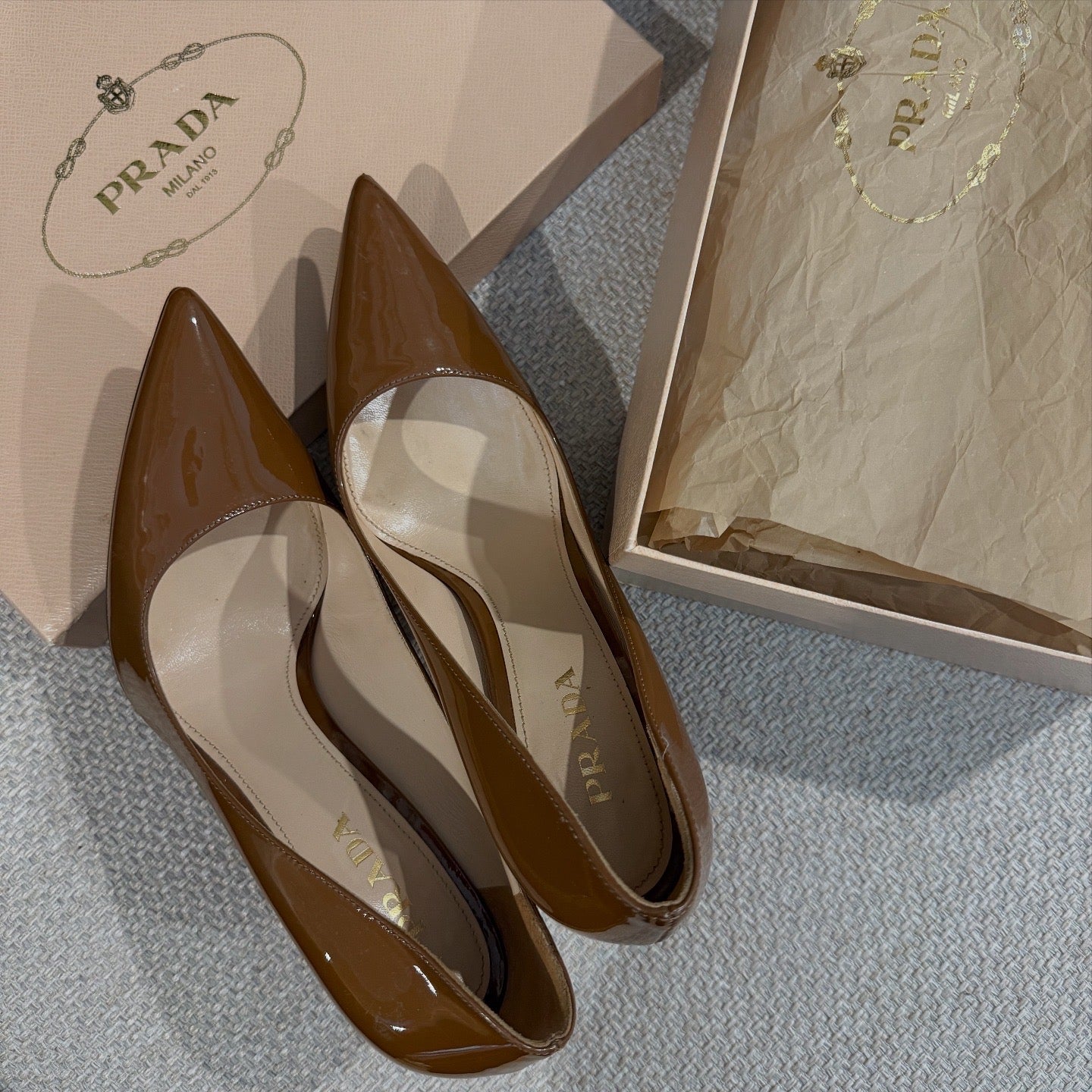 Prada Enamel Pointed Toe Pumps Spin Heels 9cm