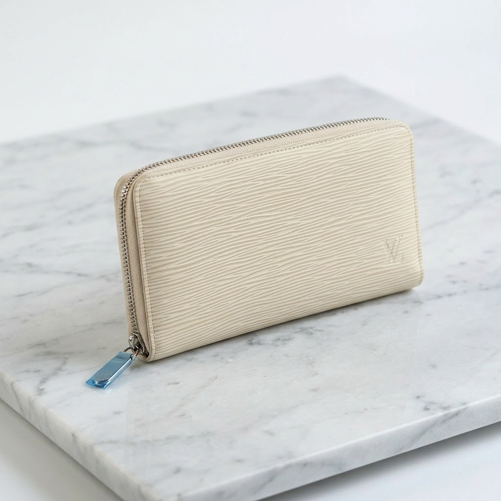 Louis Vuitton White Epi Zippy Wallet Leather