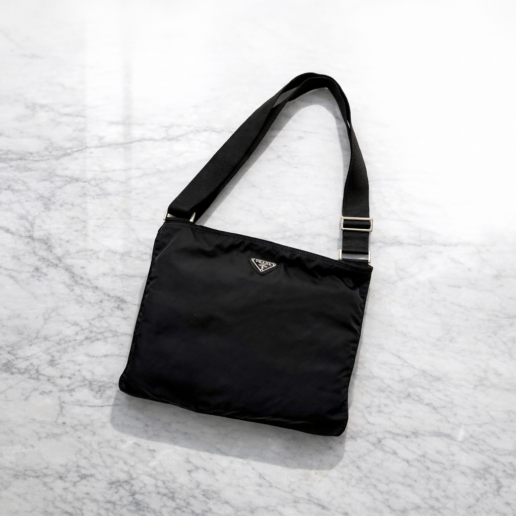 PRADA BLACK NYLON TESSUTO MESSENGER BAG