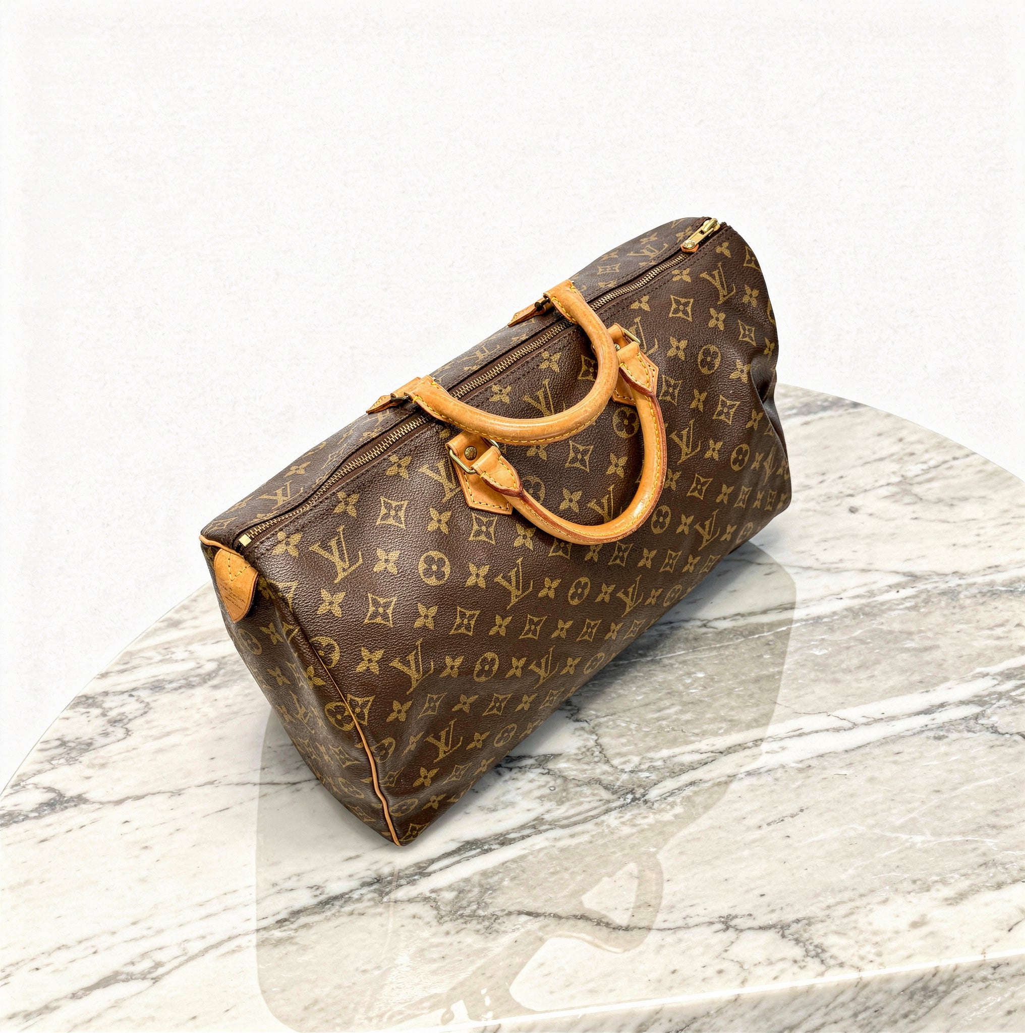 Louis Vuitton Monogram Speedy 40