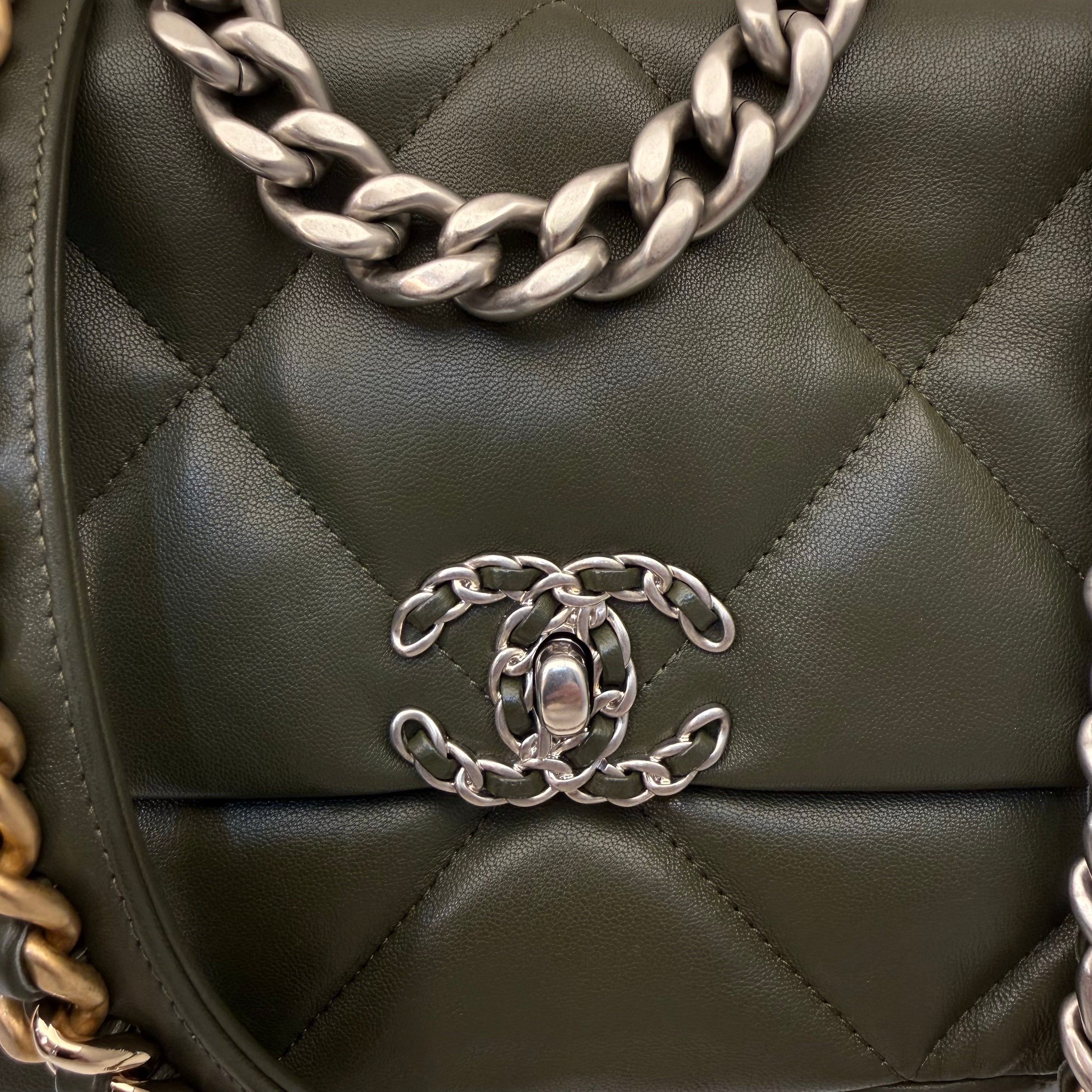 Chanel Medium 19 Flap Bag