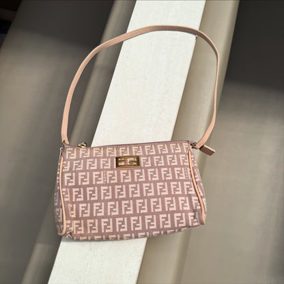 FENDI Zucca Pochette in Pink