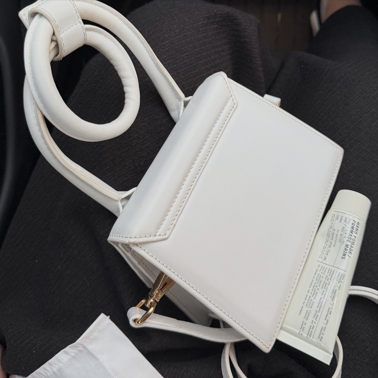 JACQUEMUS The knot Chiquito