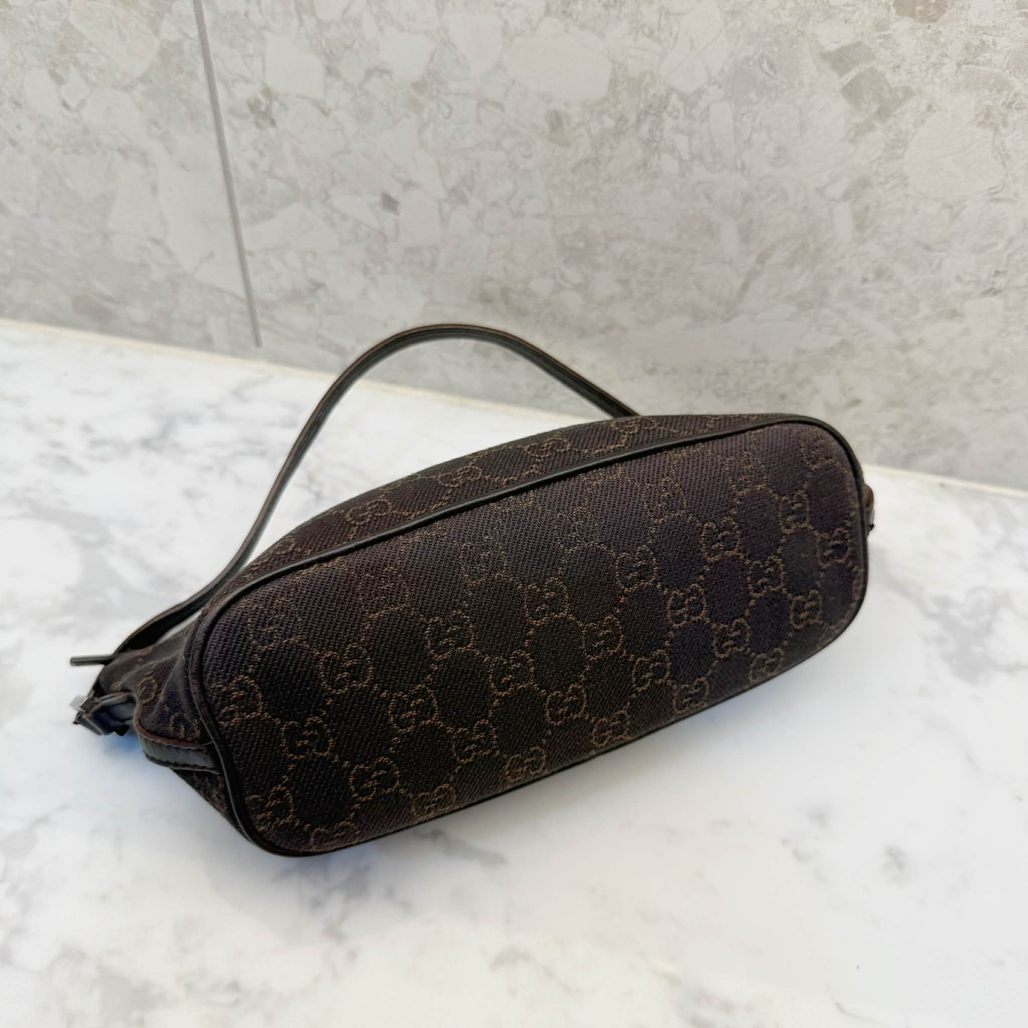 Gucci Vintage Boat Baguette