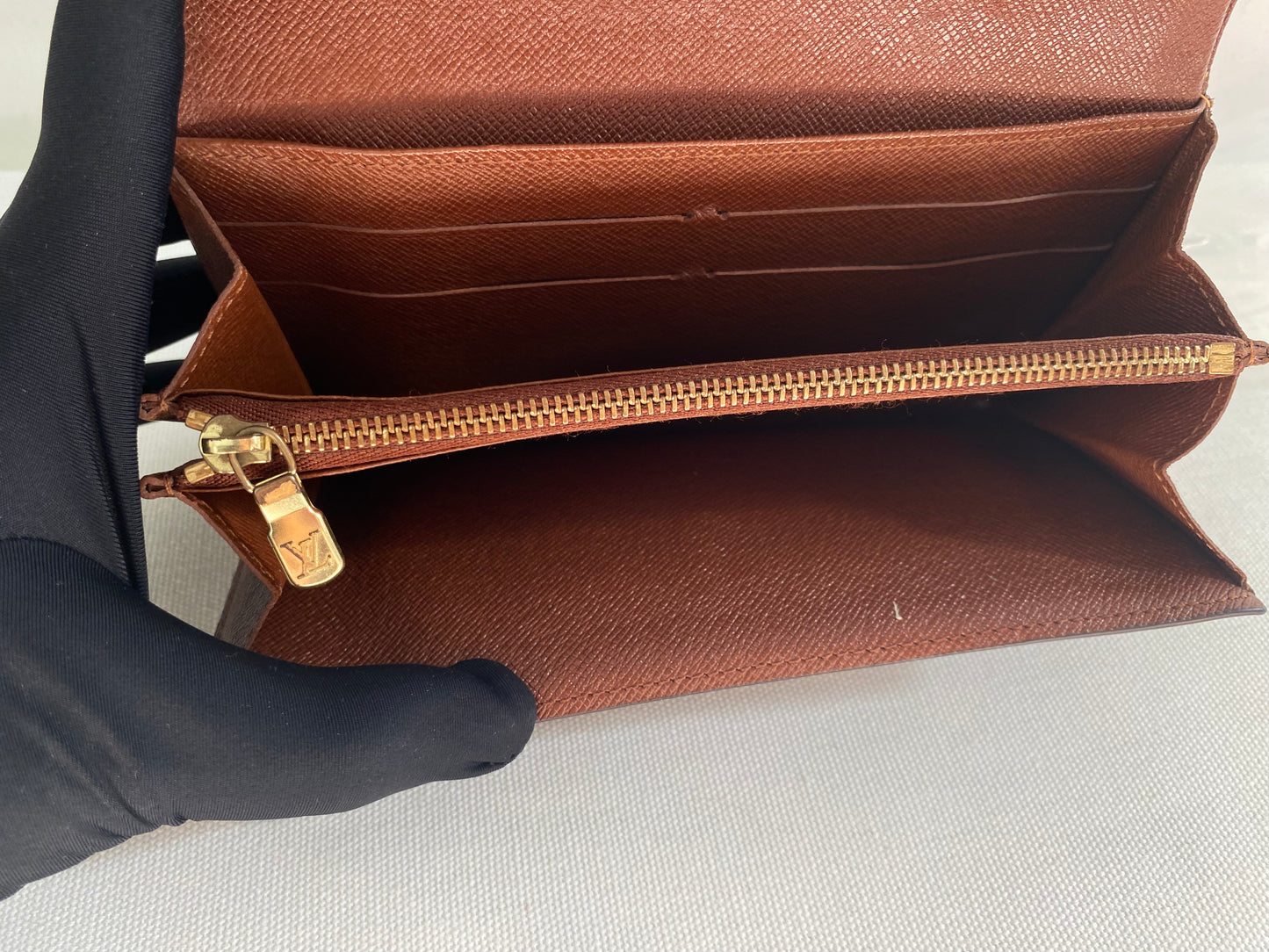 Louis Vuitton Monogram Sarah Long Wallet