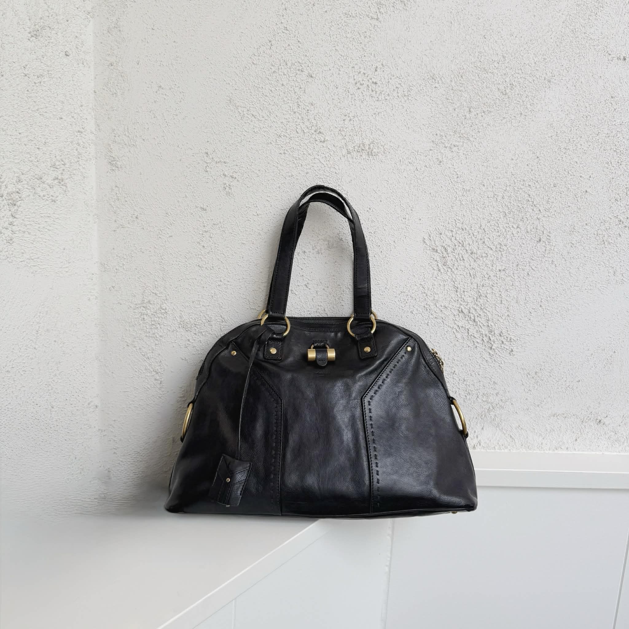 YVES SAINT LAURENT BLACK MUSE TOTE BAG