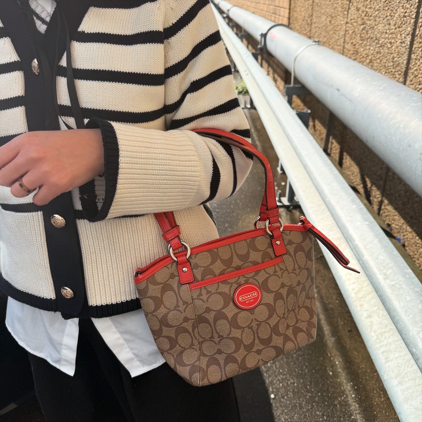 COACH Tote Shoulder Bag Signature Logo Canvas Leather