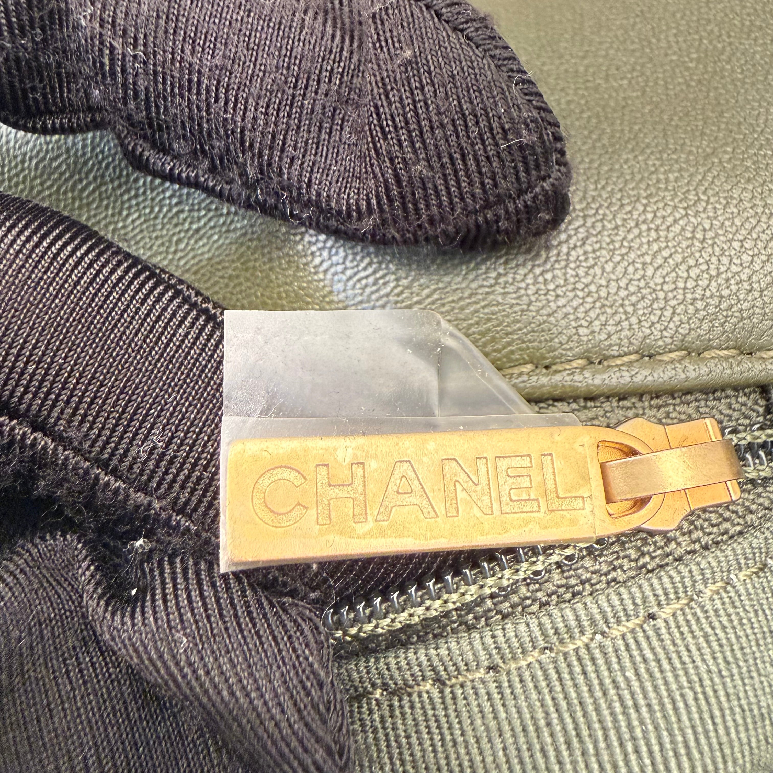 Chanel Medium 19 Flap Bag