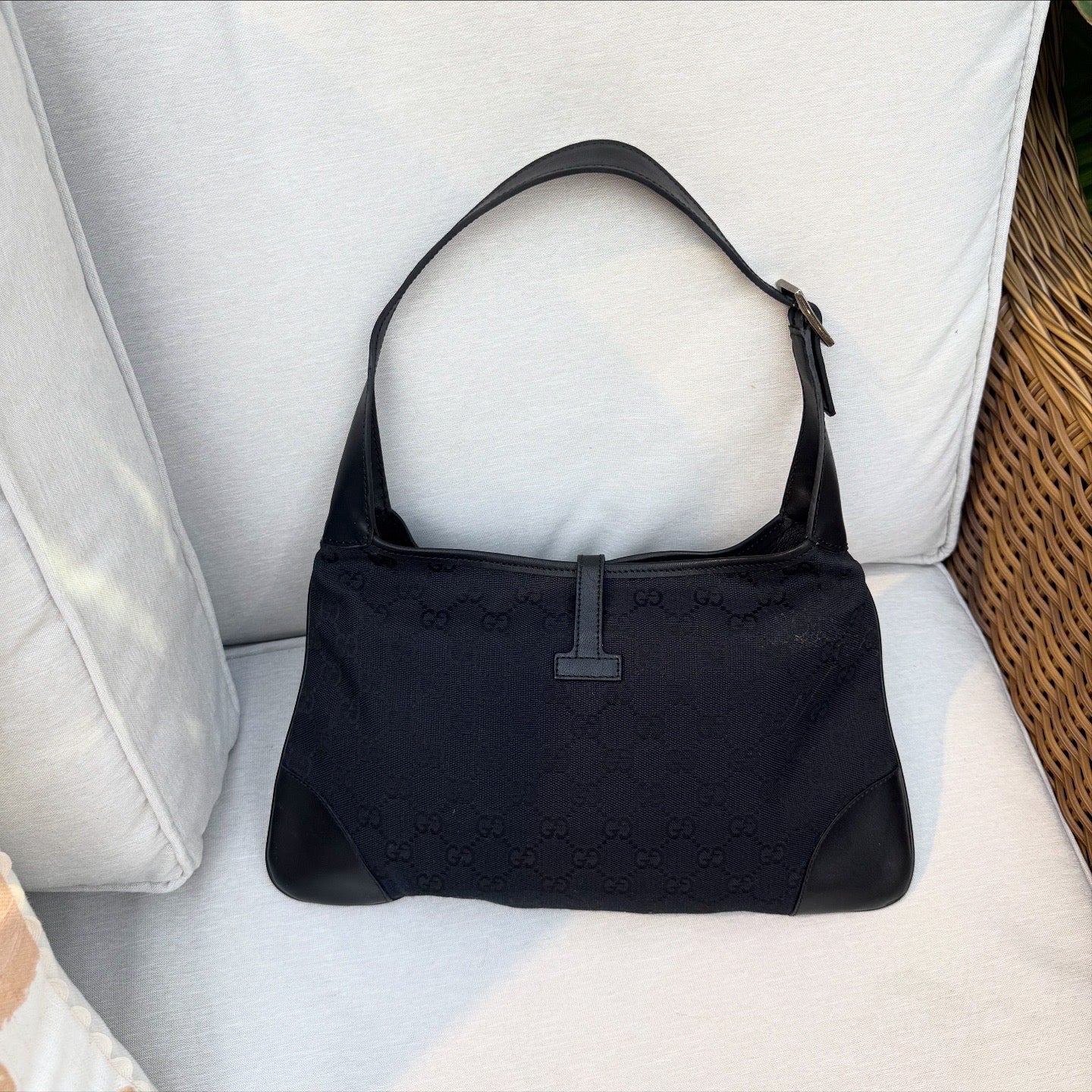 Gucci Jackie Black Beige Canvas Leather Shoulder Bag