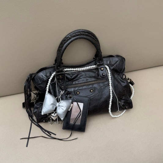 Balenciaga Le City Bag Medium in Black