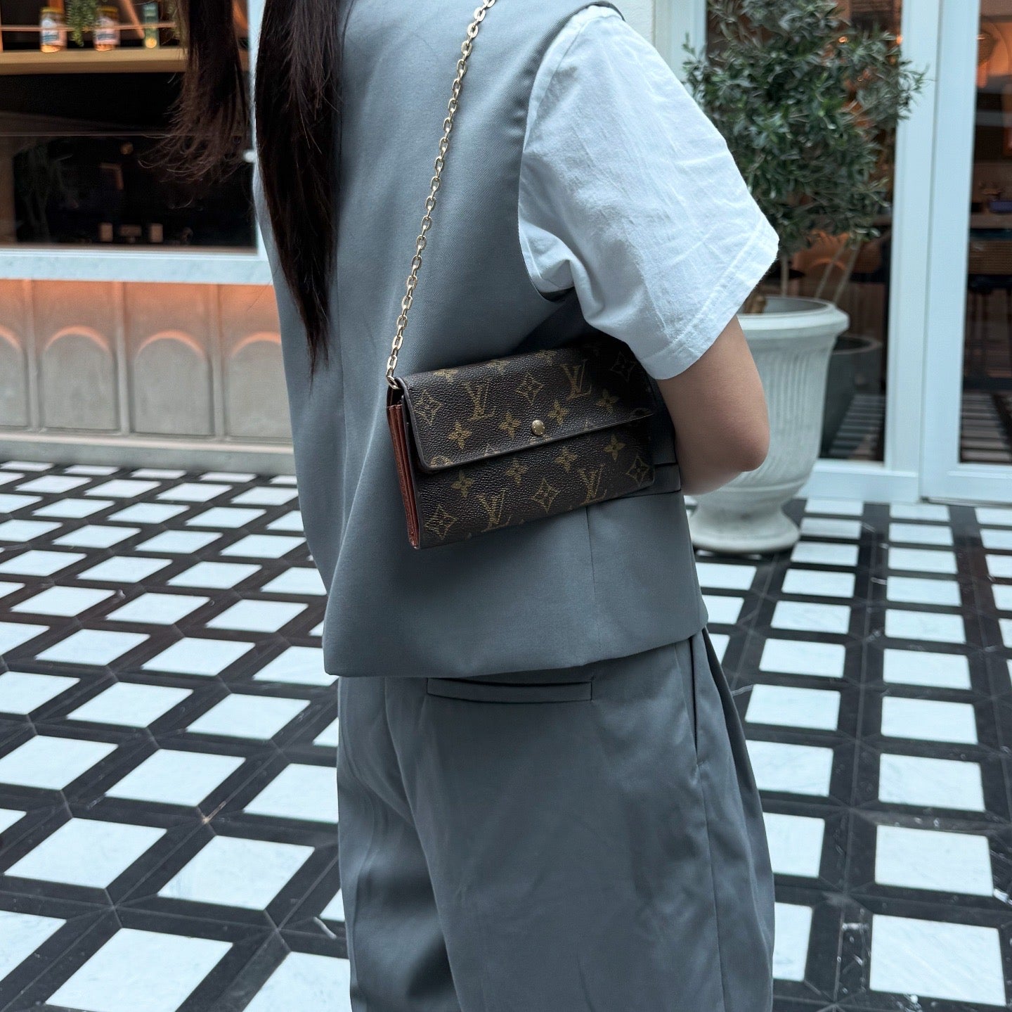 Louis Vuitton Monogram Sarah Long Wallet