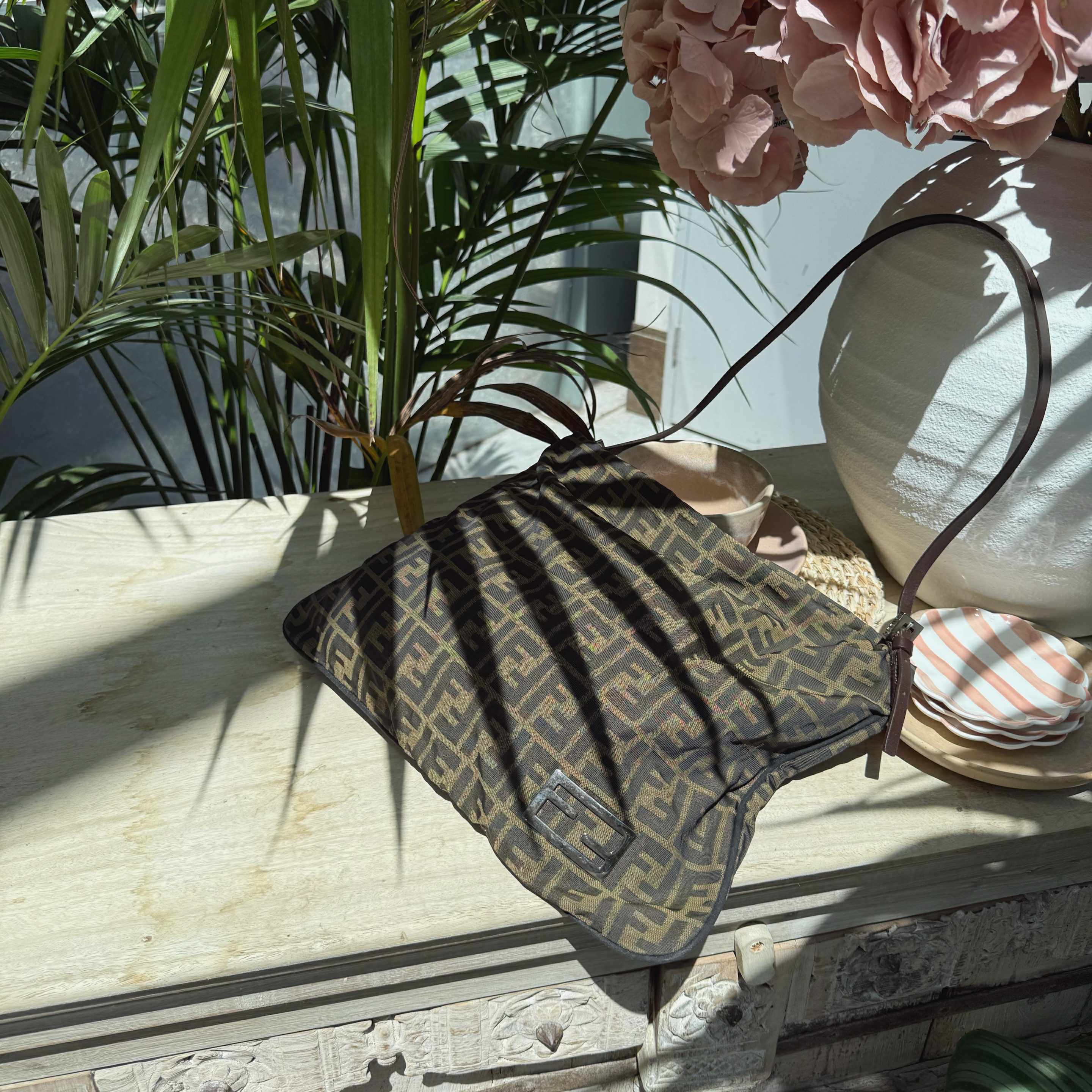 (Reserved) Fendi Mamma Baguette Cloth Shoulder Bag