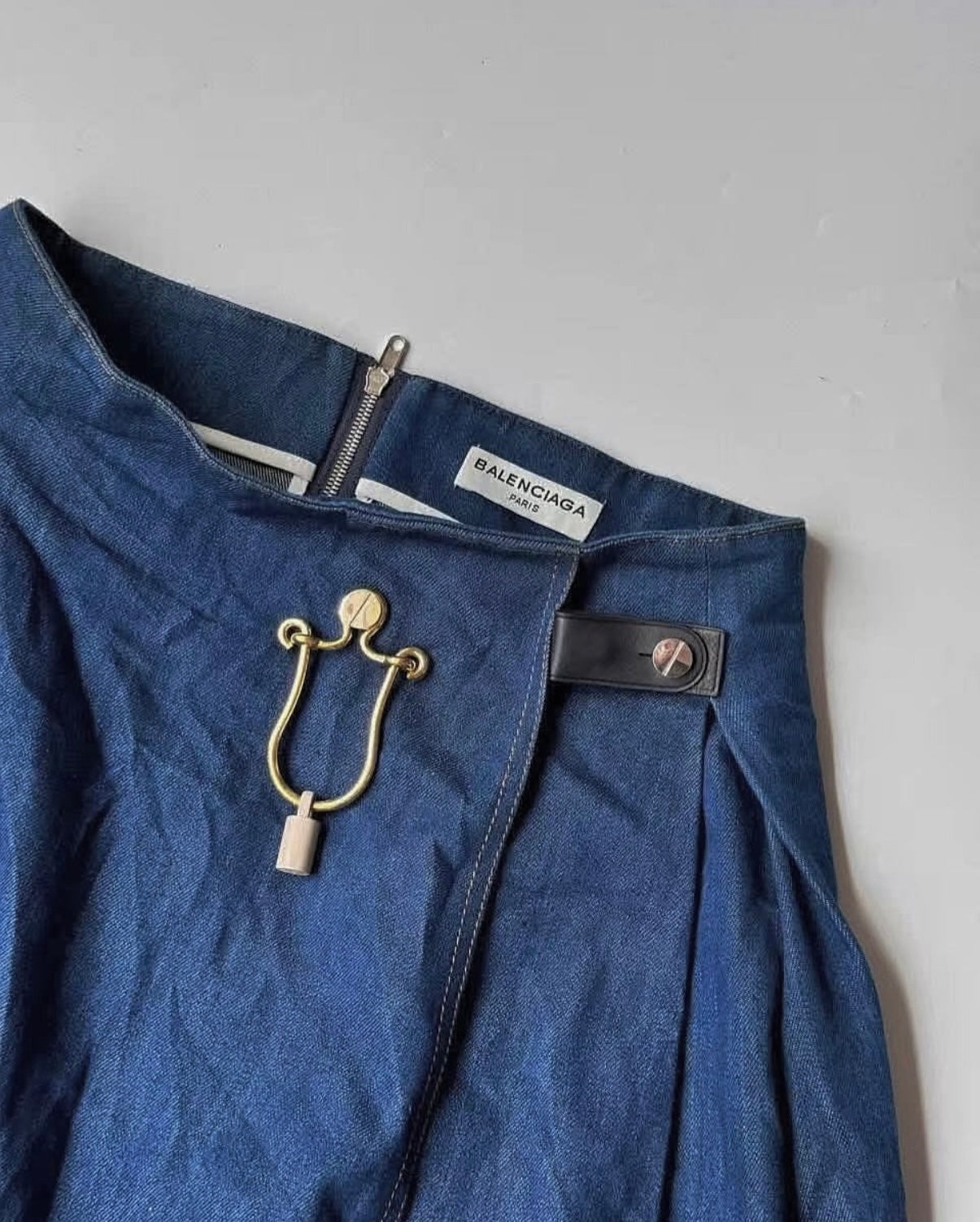 BALENCIAGA toggle-fastened flared denim skirt