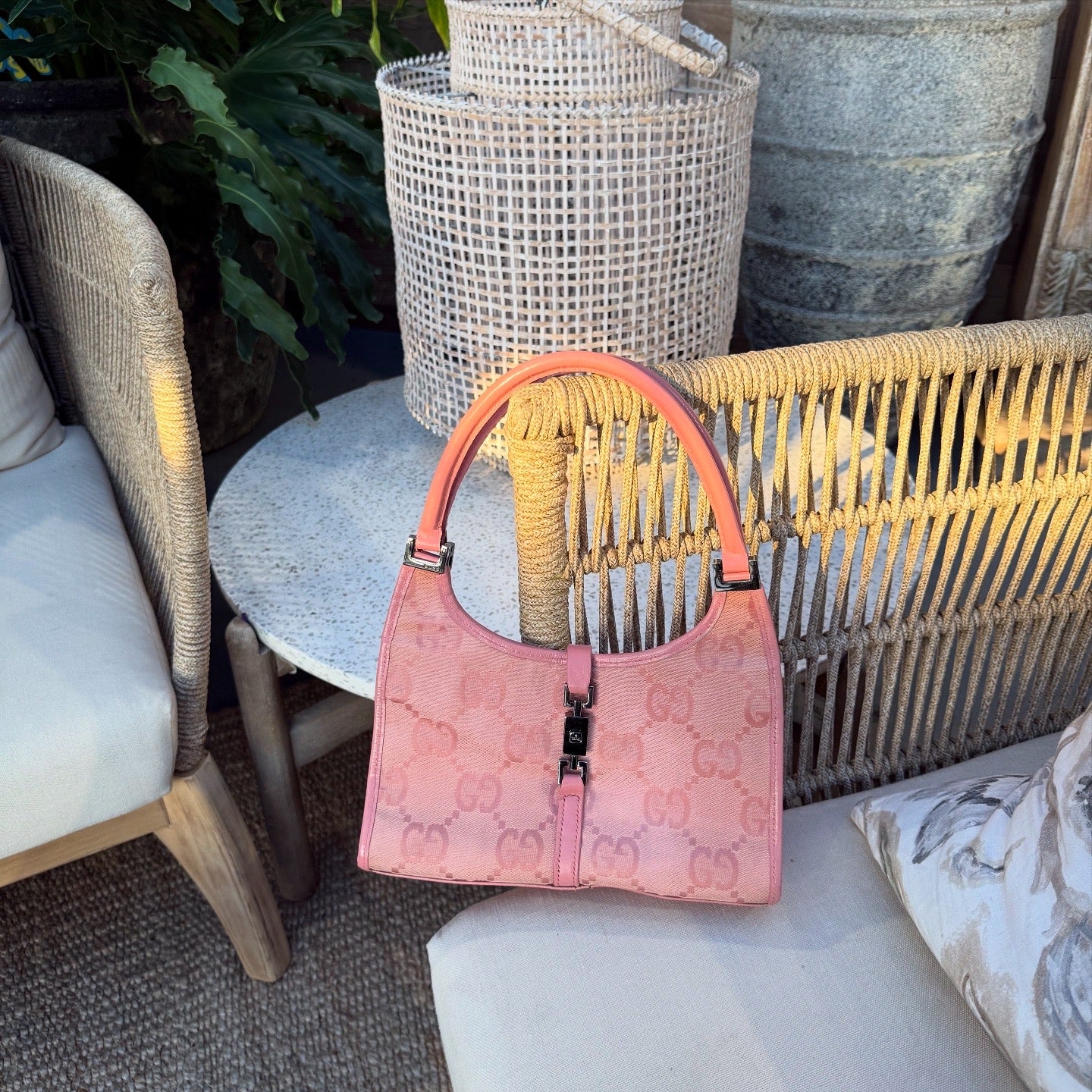 Gucci Jackie Vintage Pink Cloth Handbag