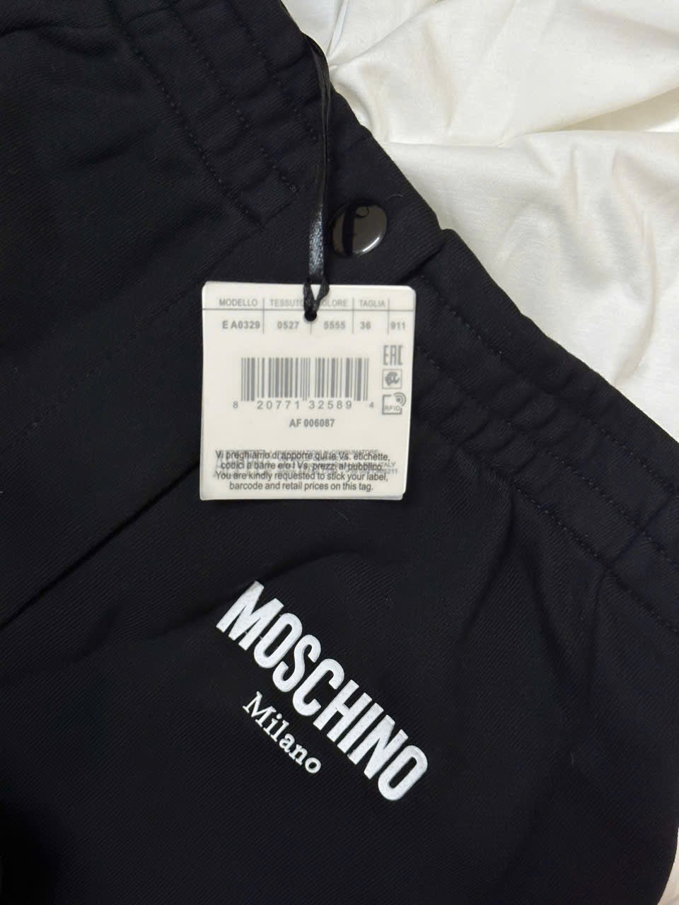 MOSCHINO short