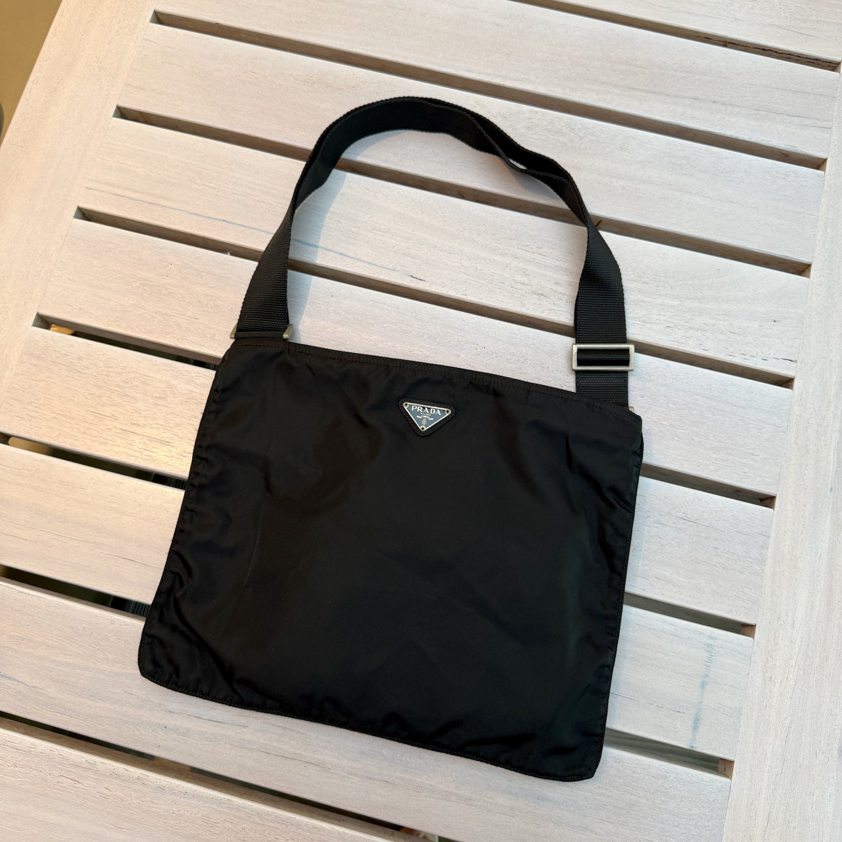 PRADA BLACK NYLON TESSUTO MESSENGER BAG